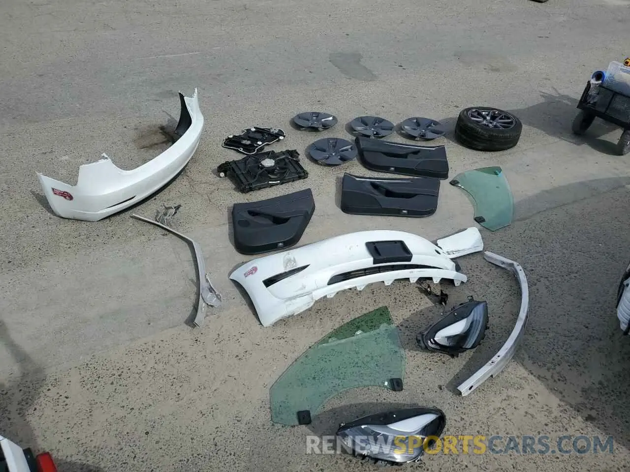 12 Photograph of a damaged car 5YJ3E1EA7PF546974 TESLA MODEL 3 2023