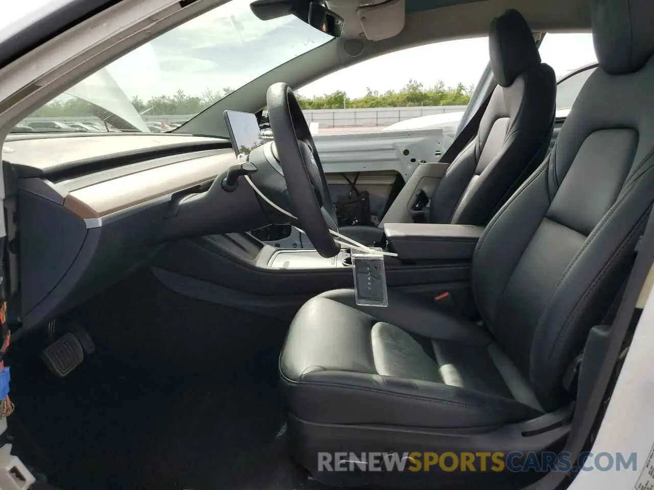 7 Photograph of a damaged car 5YJ3E1EA7PF546974 TESLA MODEL 3 2023