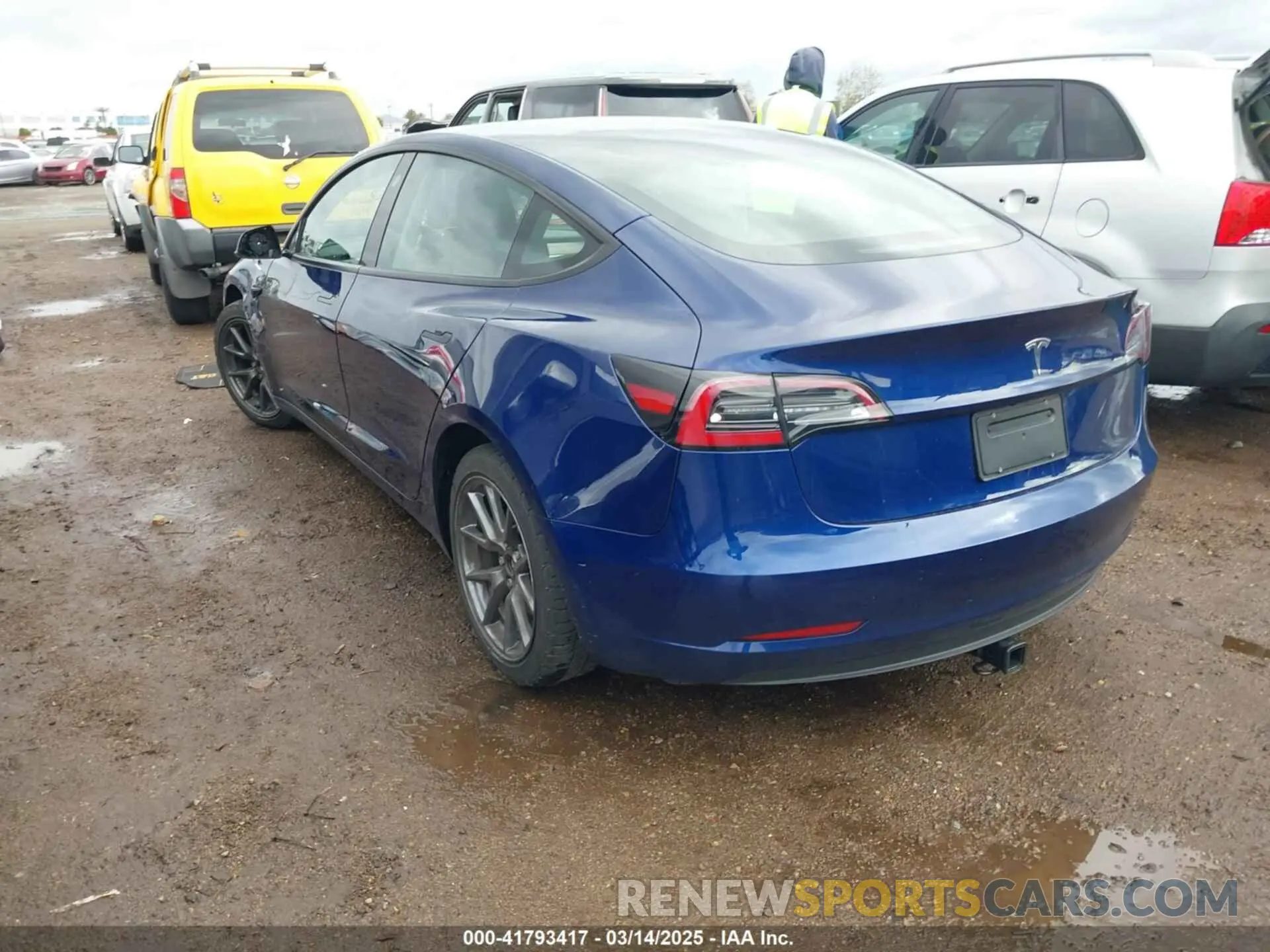 3 Photograph of a damaged car 5YJ3E1EA7PF560888 TESLA MODEL 3 2023
