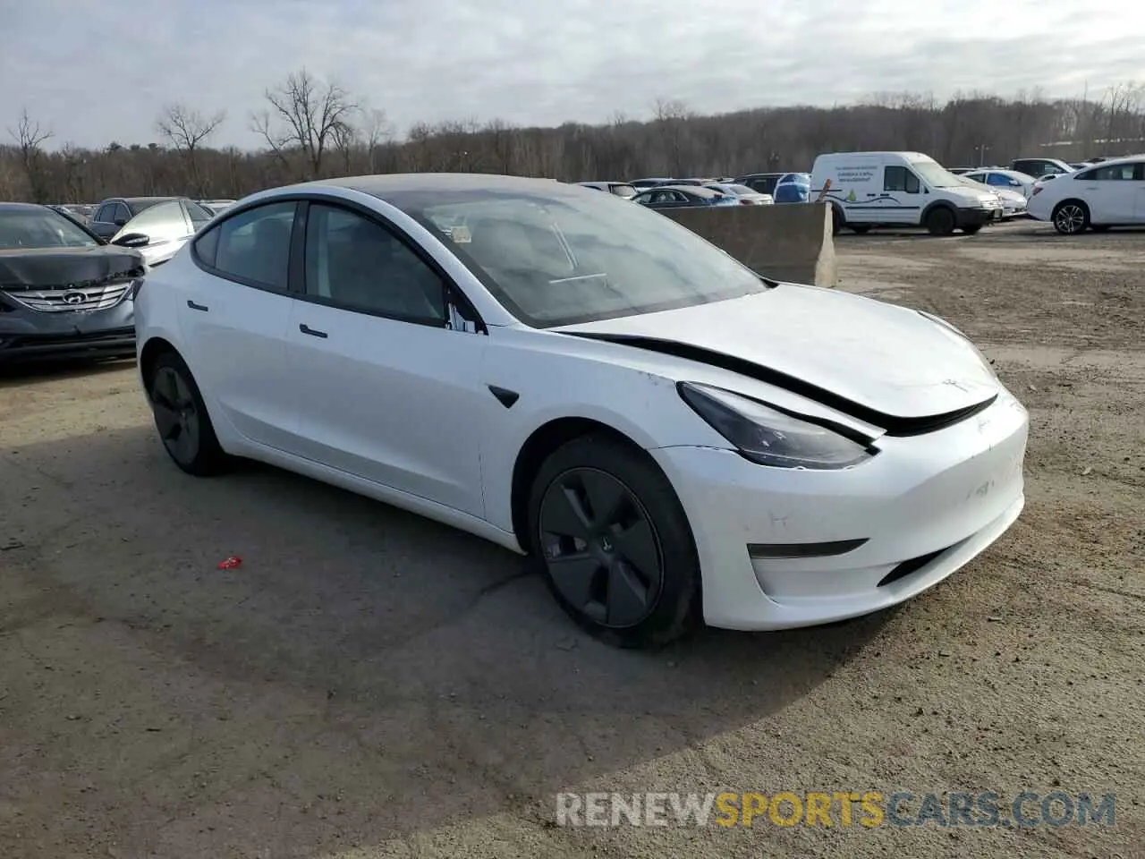4 Фотография поврежденного автомобиля 5YJ3E1EA7PF561815 TESLA MODEL 3 2023