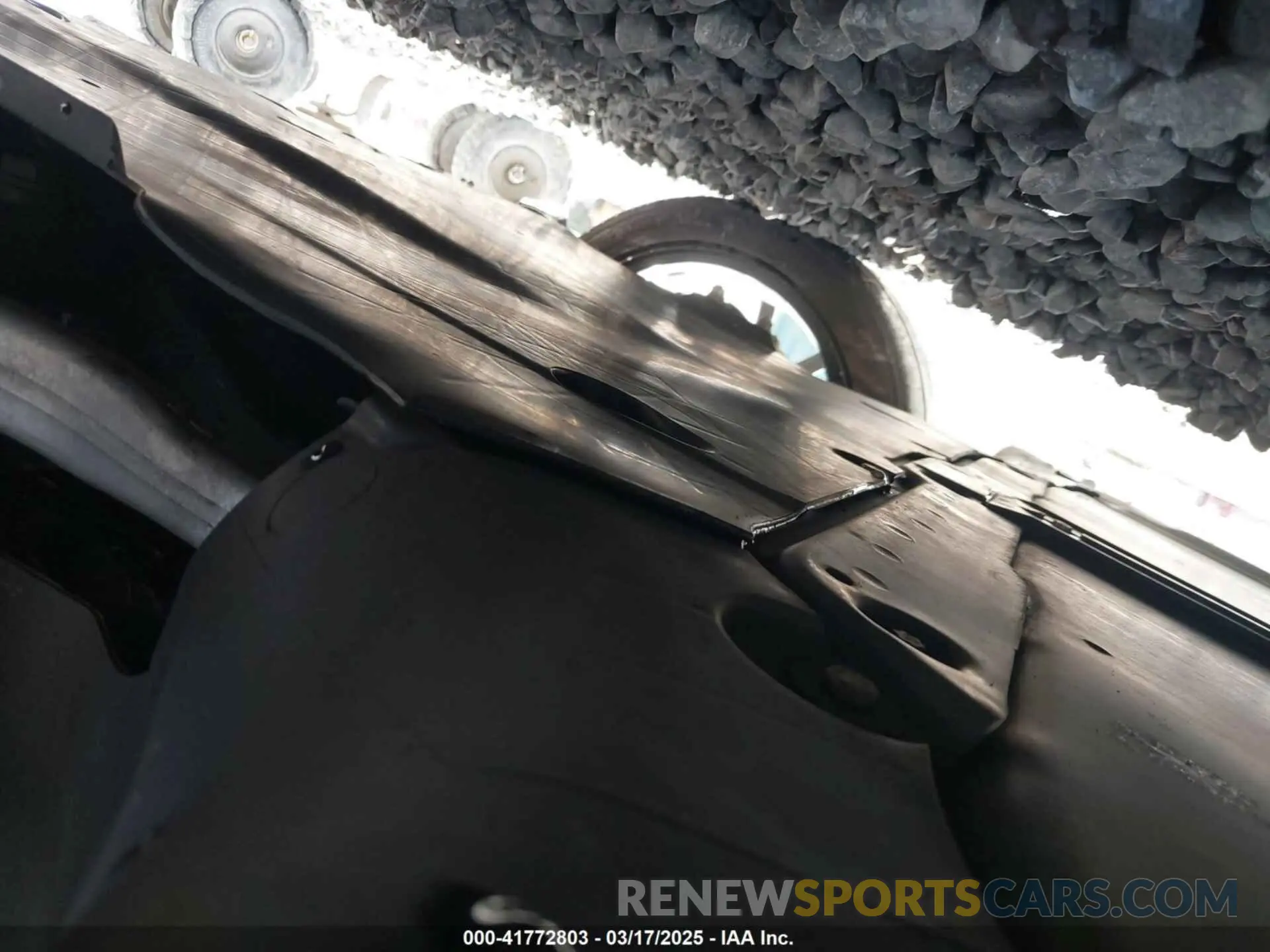19 Фотография поврежденного автомобиля 5YJ3E1EA7PF570871 TESLA MODEL 3 2023