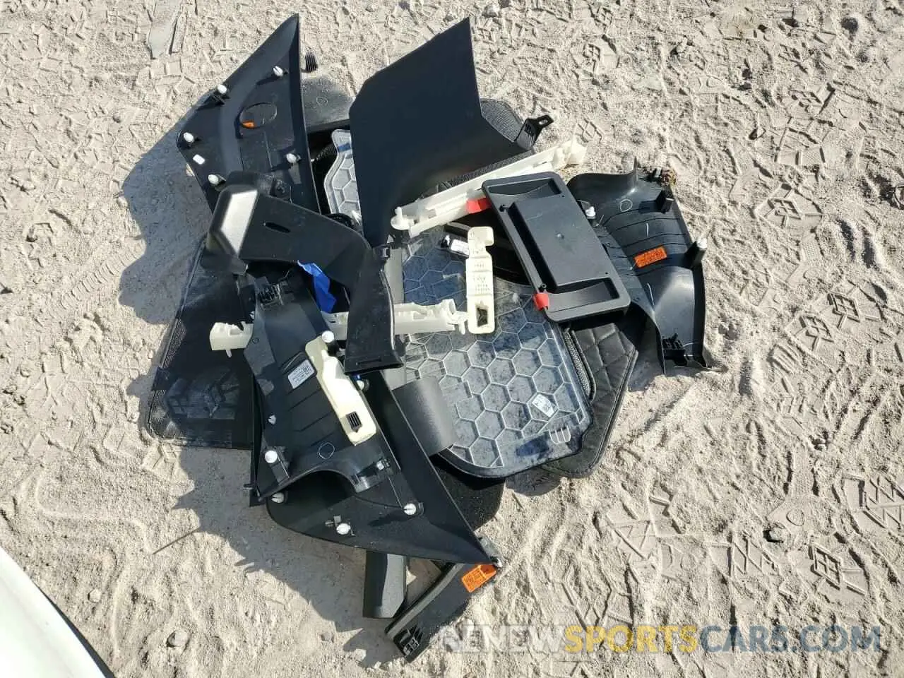 13 Photograph of a damaged car 5YJ3E1EA7PF572281 TESLA MODEL 3 2023