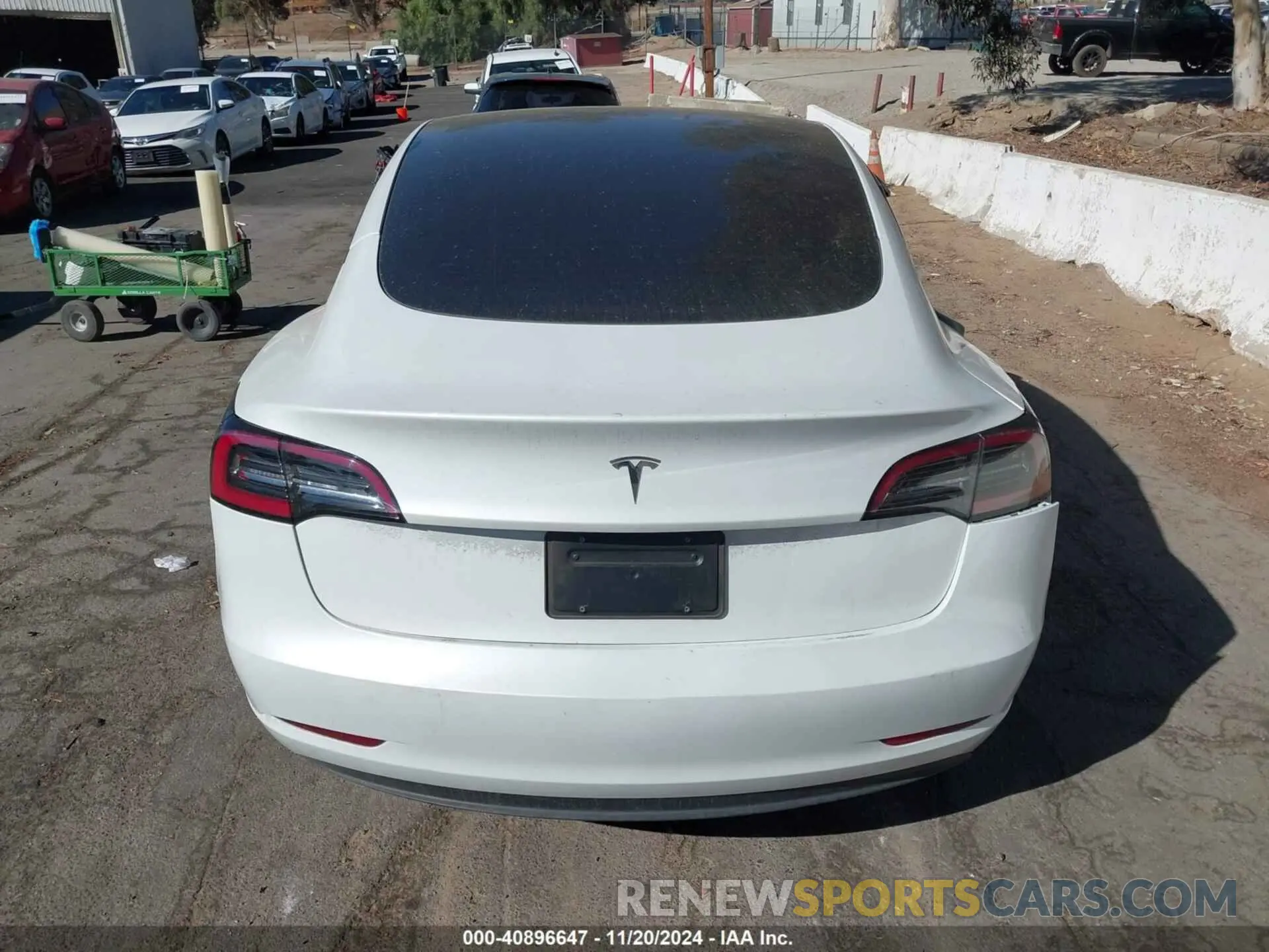 15 Photograph of a damaged car 5YJ3E1EA7PF574368 TESLA MODEL 3 2023