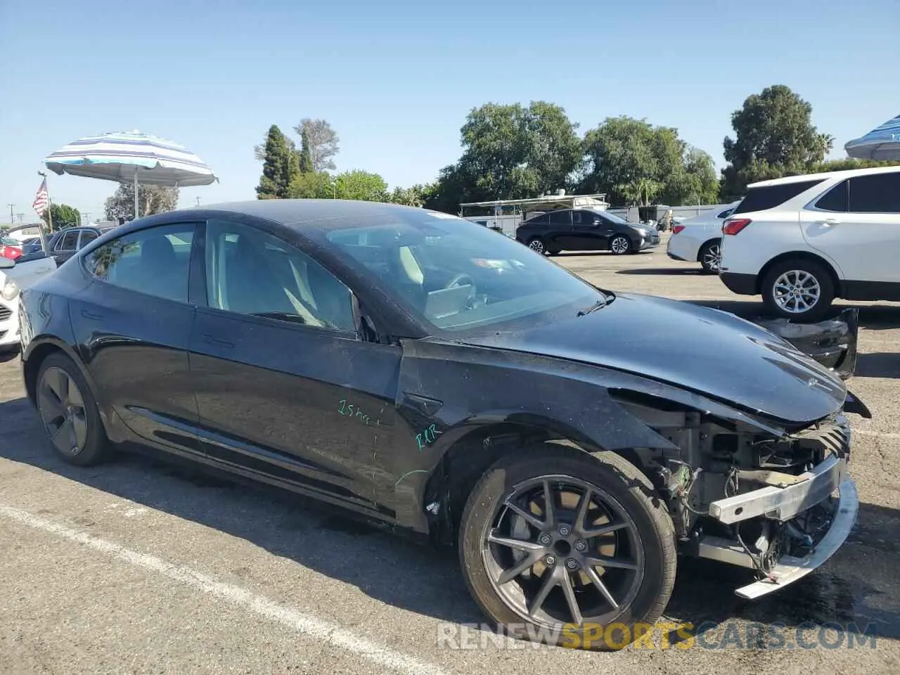 4 Photograph of a damaged car 5YJ3E1EA7PF576816 TESLA MODEL 3 2023