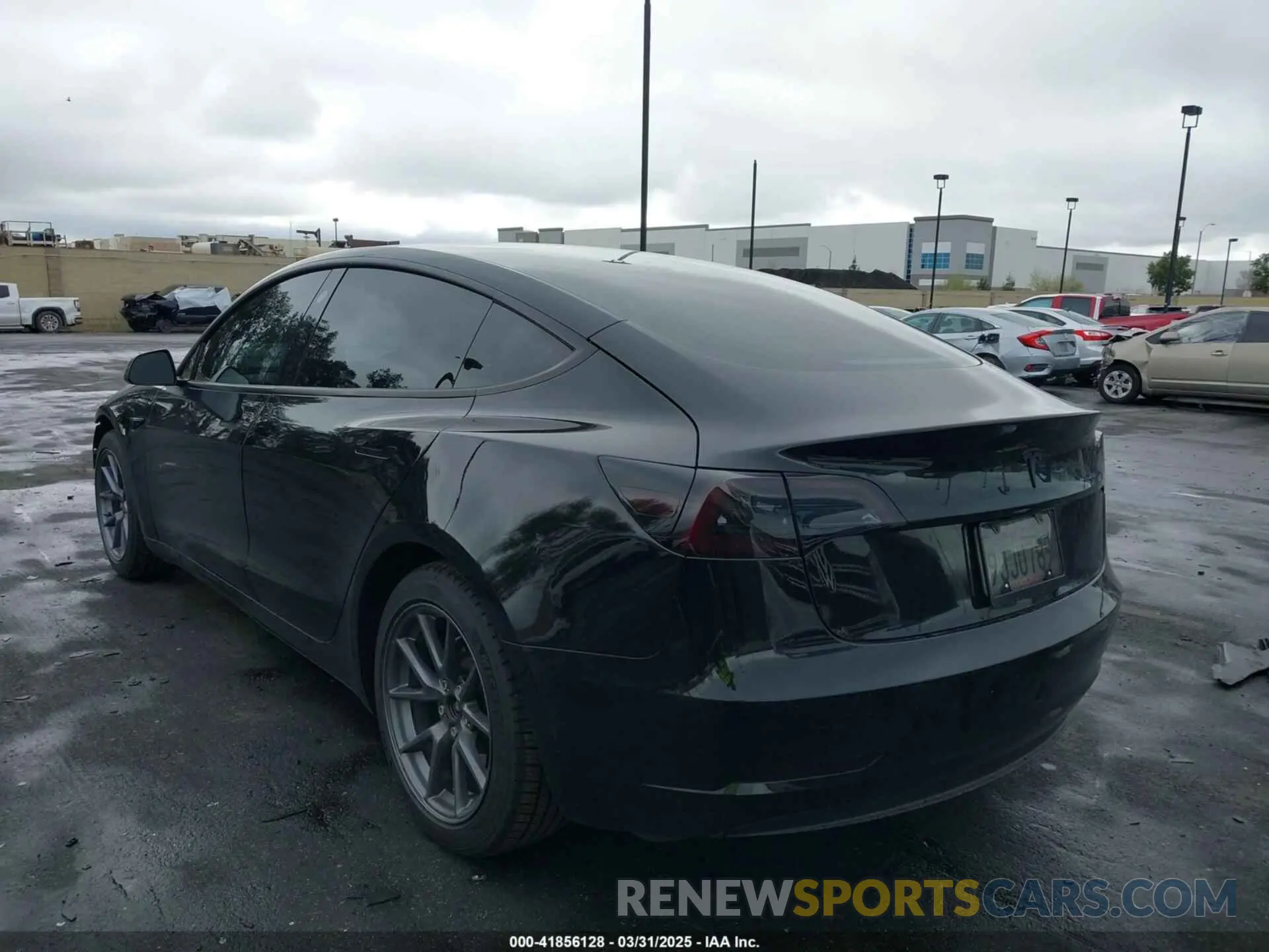 3 Фотография поврежденного автомобиля 5YJ3E1EA7PF587427 TESLA MODEL 3 2023