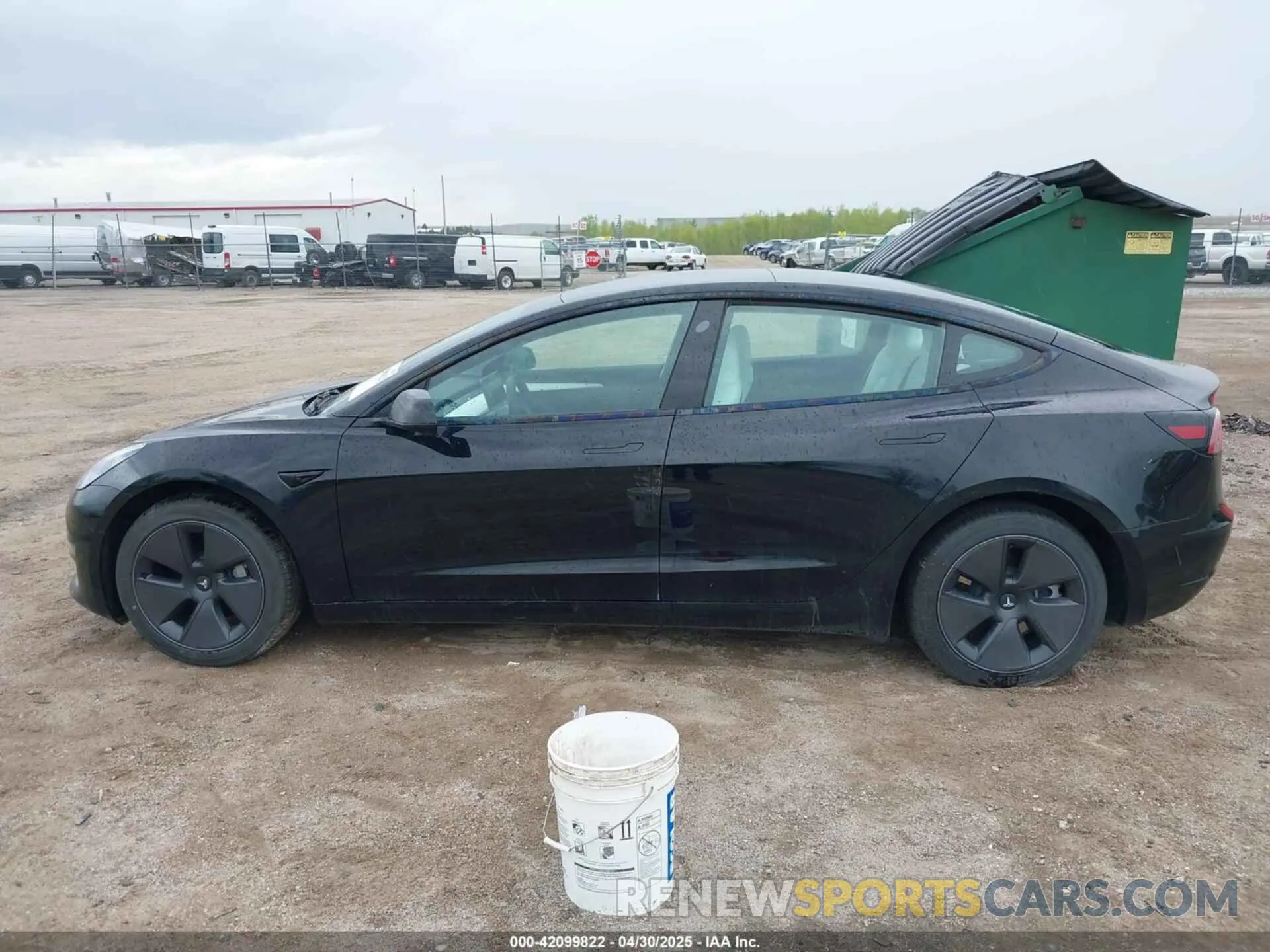 14 Photograph of a damaged car 5YJ3E1EA7PF593731 TESLA MODEL 3 2023