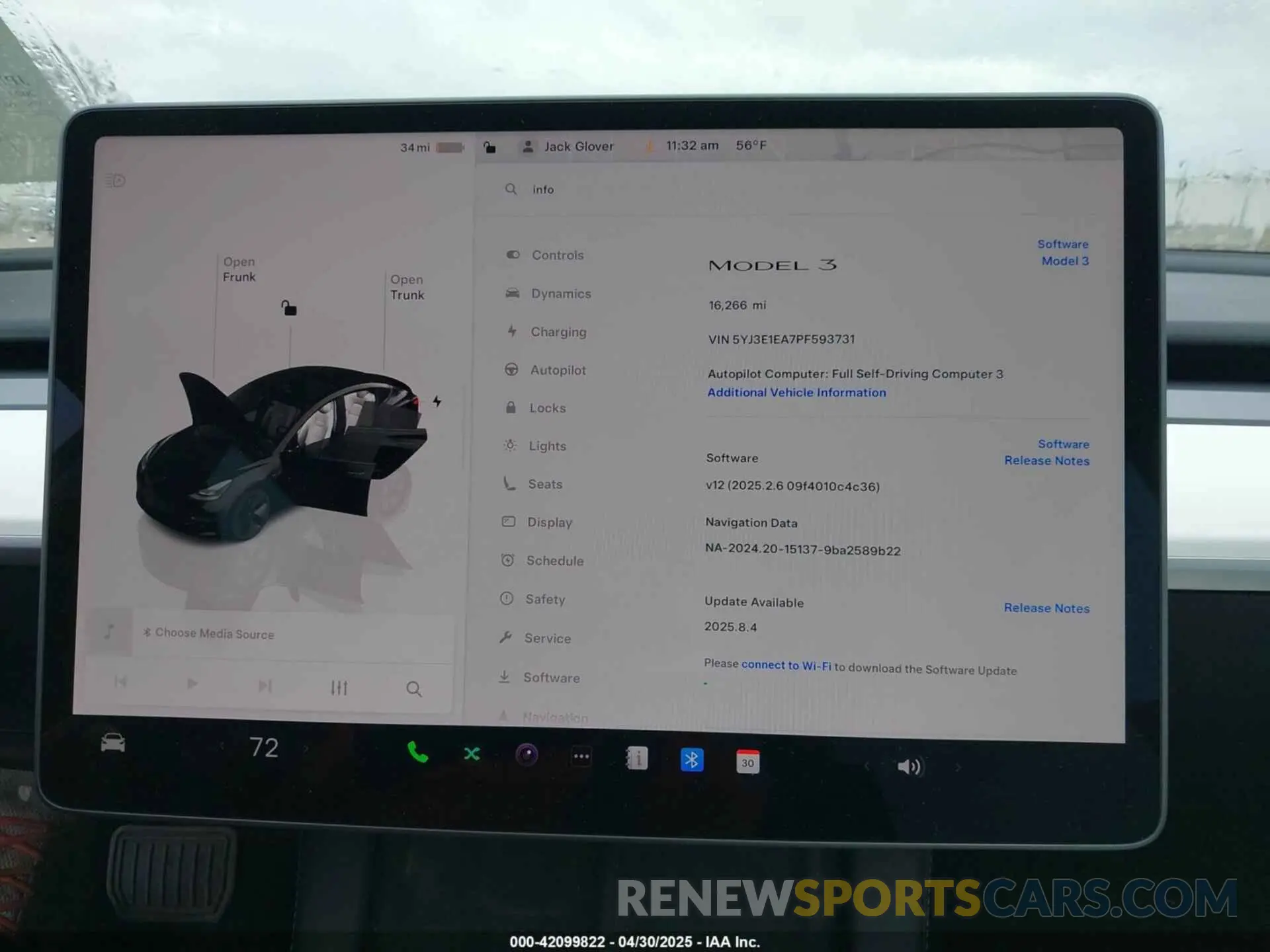 18 Photograph of a damaged car 5YJ3E1EA7PF593731 TESLA MODEL 3 2023