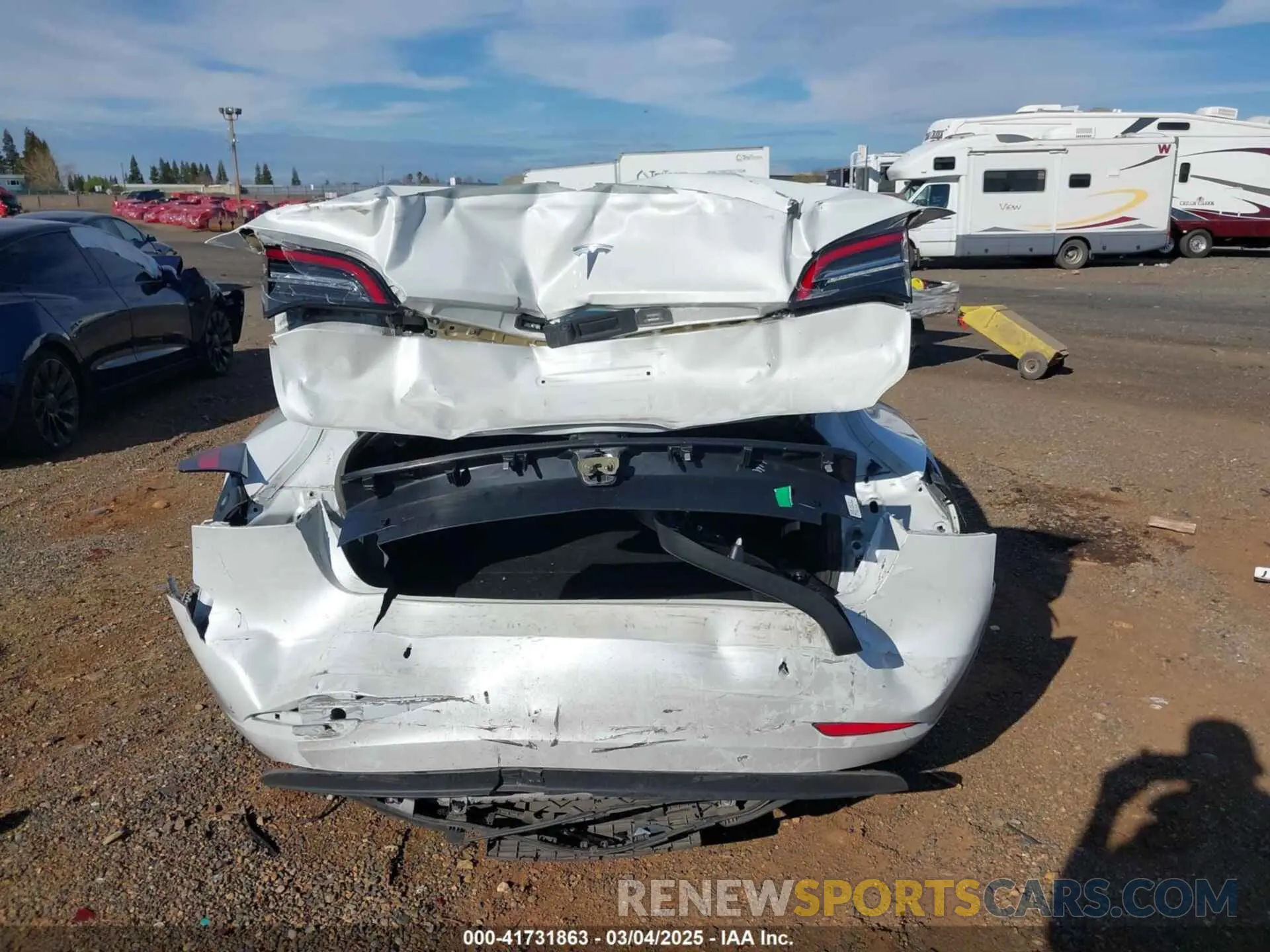 16 Фотография поврежденного автомобиля 5YJ3E1EA7PF594992 TESLA MODEL 3 2023