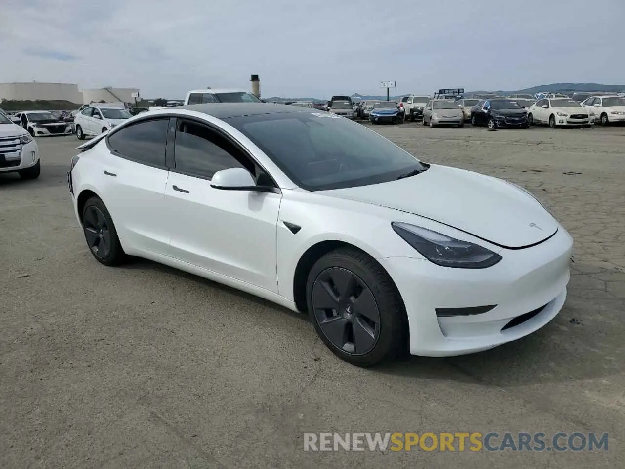 4 Фотография поврежденного автомобиля 5YJ3E1EA7PF598511 TESLA MODEL 3 2023