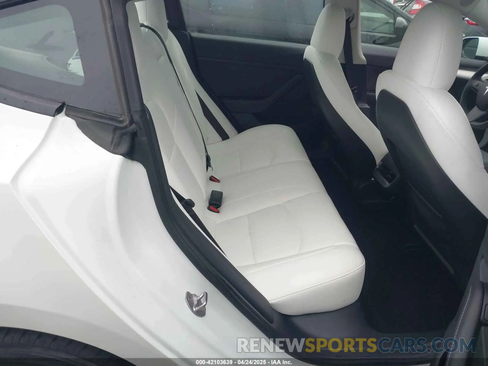 8 Фотография поврежденного автомобиля 5YJ3E1EA7PF604971 TESLA MODEL 3 2023