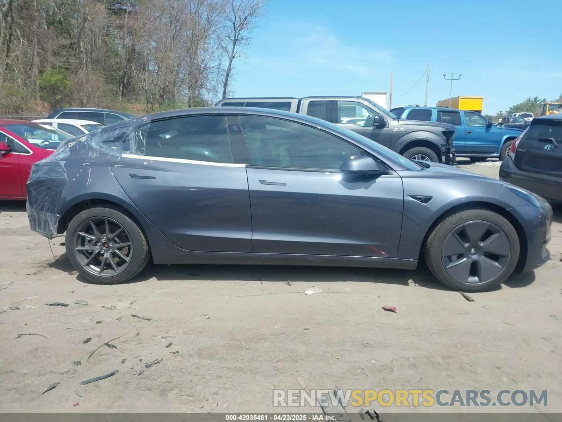 14 Фотография поврежденного автомобиля 5YJ3E1EA7PF614660 TESLA MODEL 3 2023