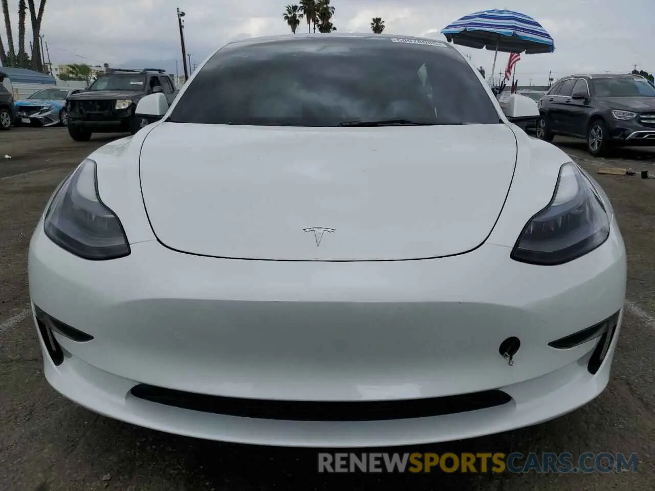 5 Photograph of a damaged car 5YJ3E1EA7PF652082 TESLA MODEL 3 2023