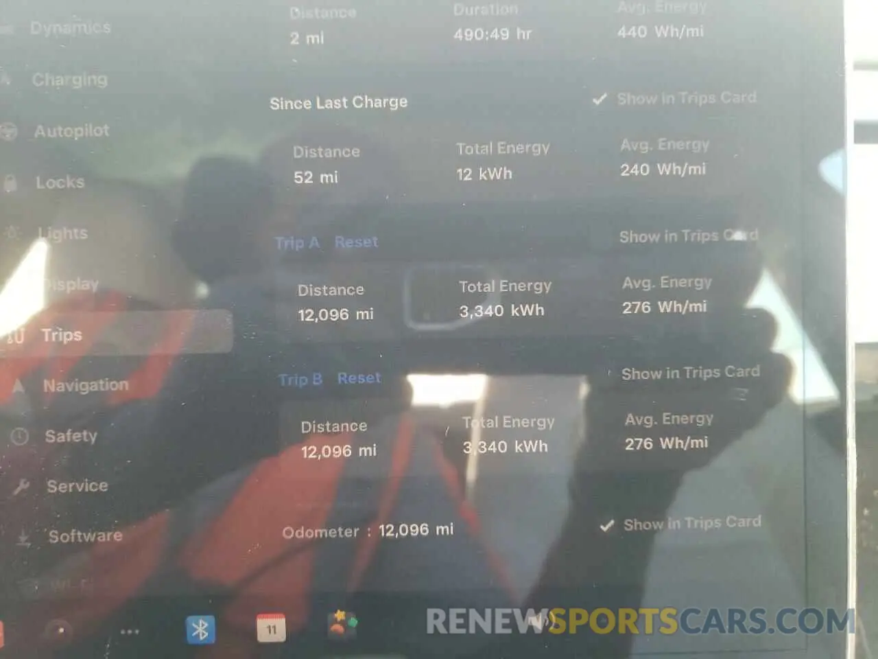 9 Photograph of a damaged car 5YJ3E1EA7PF656715 TESLA MODEL 3 2023