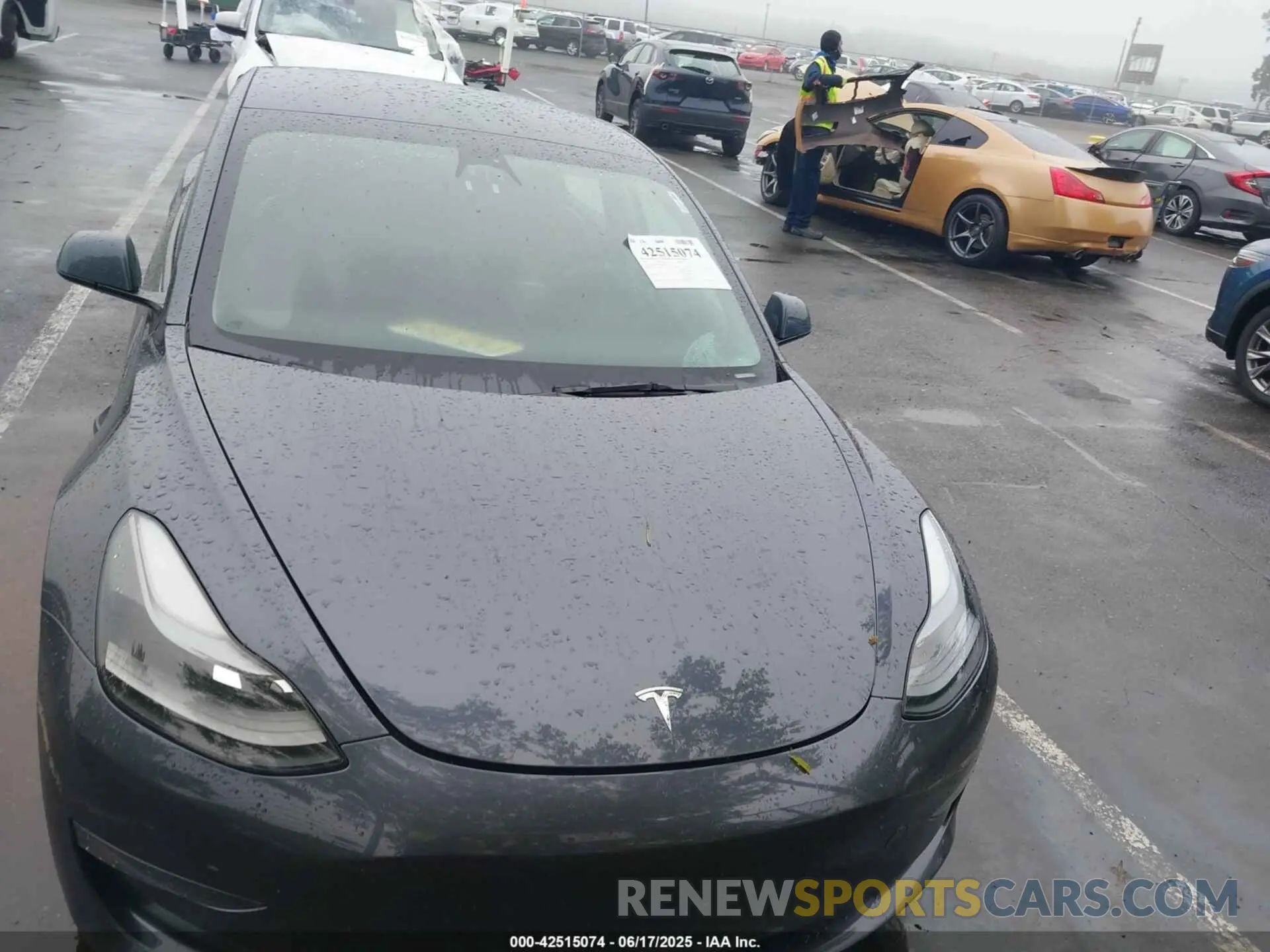 11 Фотография поврежденного автомобиля 5YJ3E1EA7PF658464 TESLA MODEL 3 2023