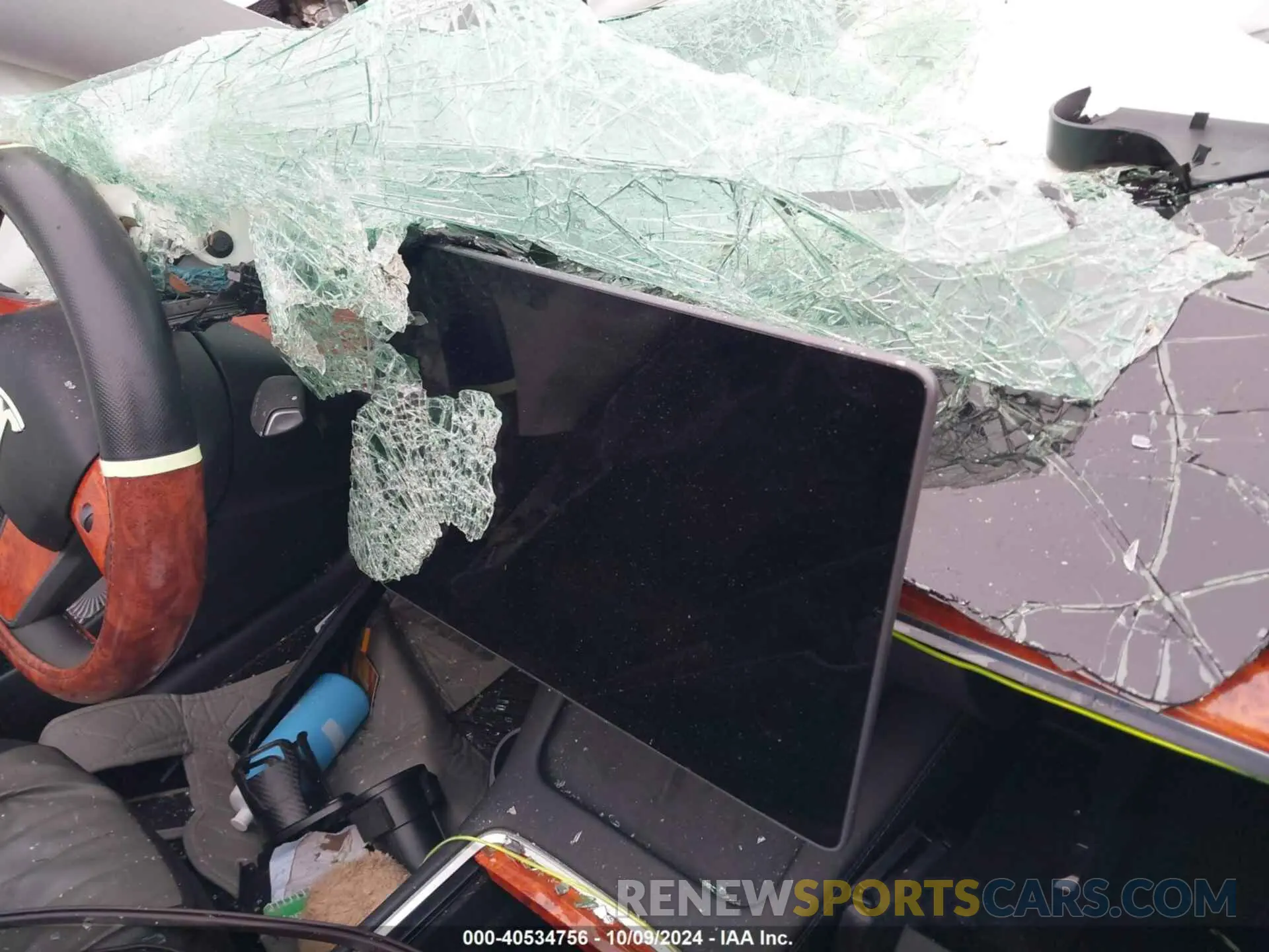 16 Photograph of a damaged car 5YJ3E1EA7PF676348 TESLA MODEL 3 2023