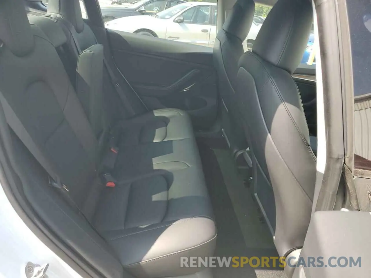 10 Photograph of a damaged car 5YJ3E1EA7PF688922 TESLA MODEL 3 2023