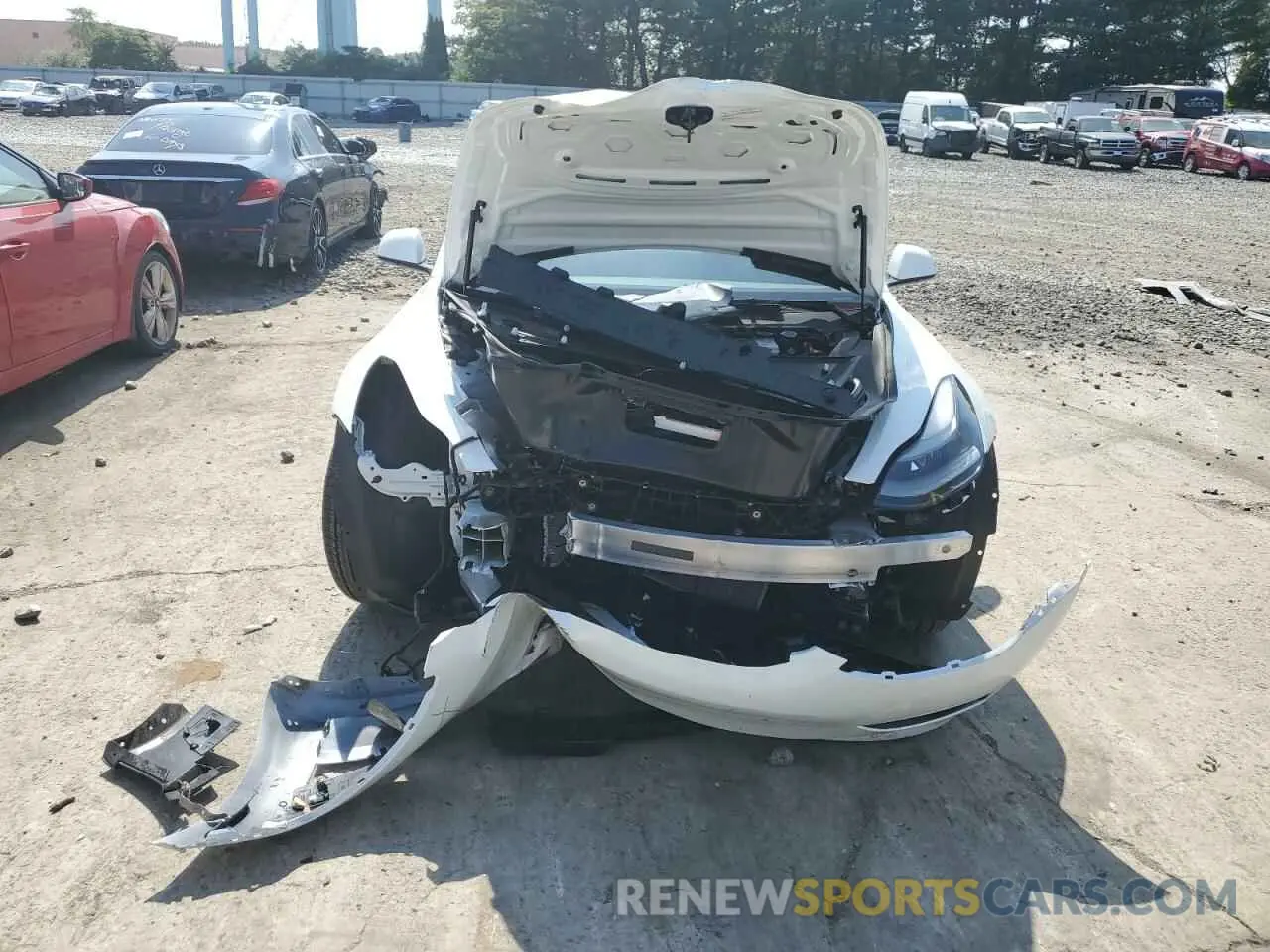 5 Photograph of a damaged car 5YJ3E1EA7PF688922 TESLA MODEL 3 2023