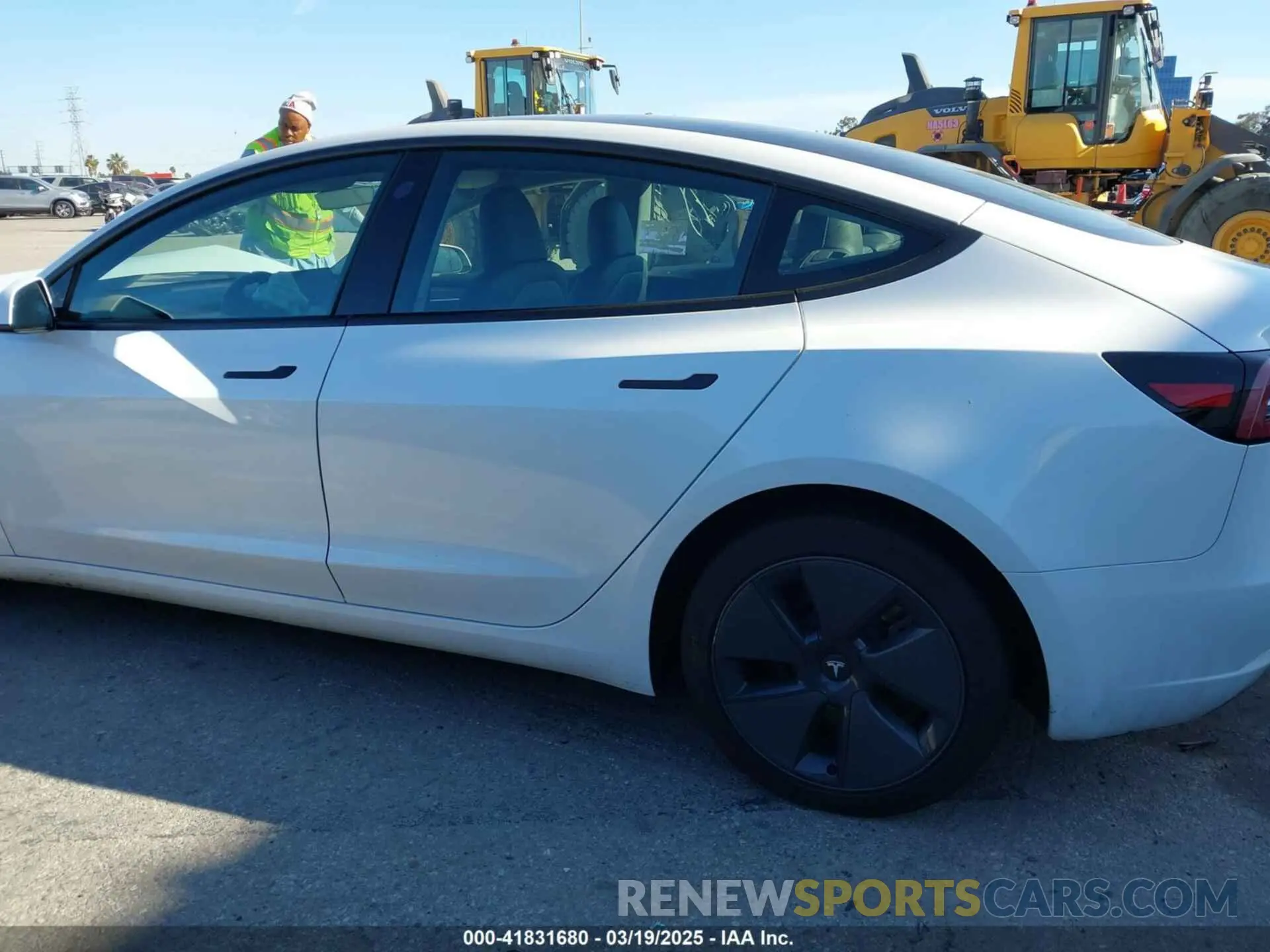 13 Photograph of a damaged car 5YJ3E1EA7PF693103 TESLA MODEL 3 2023
