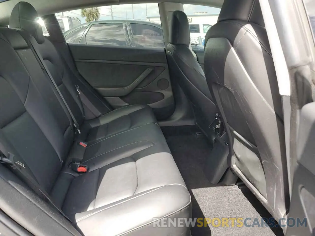 10 Фотография поврежденного автомобиля 5YJ3E1EA7PF705024 TESLA MODEL 3 2023