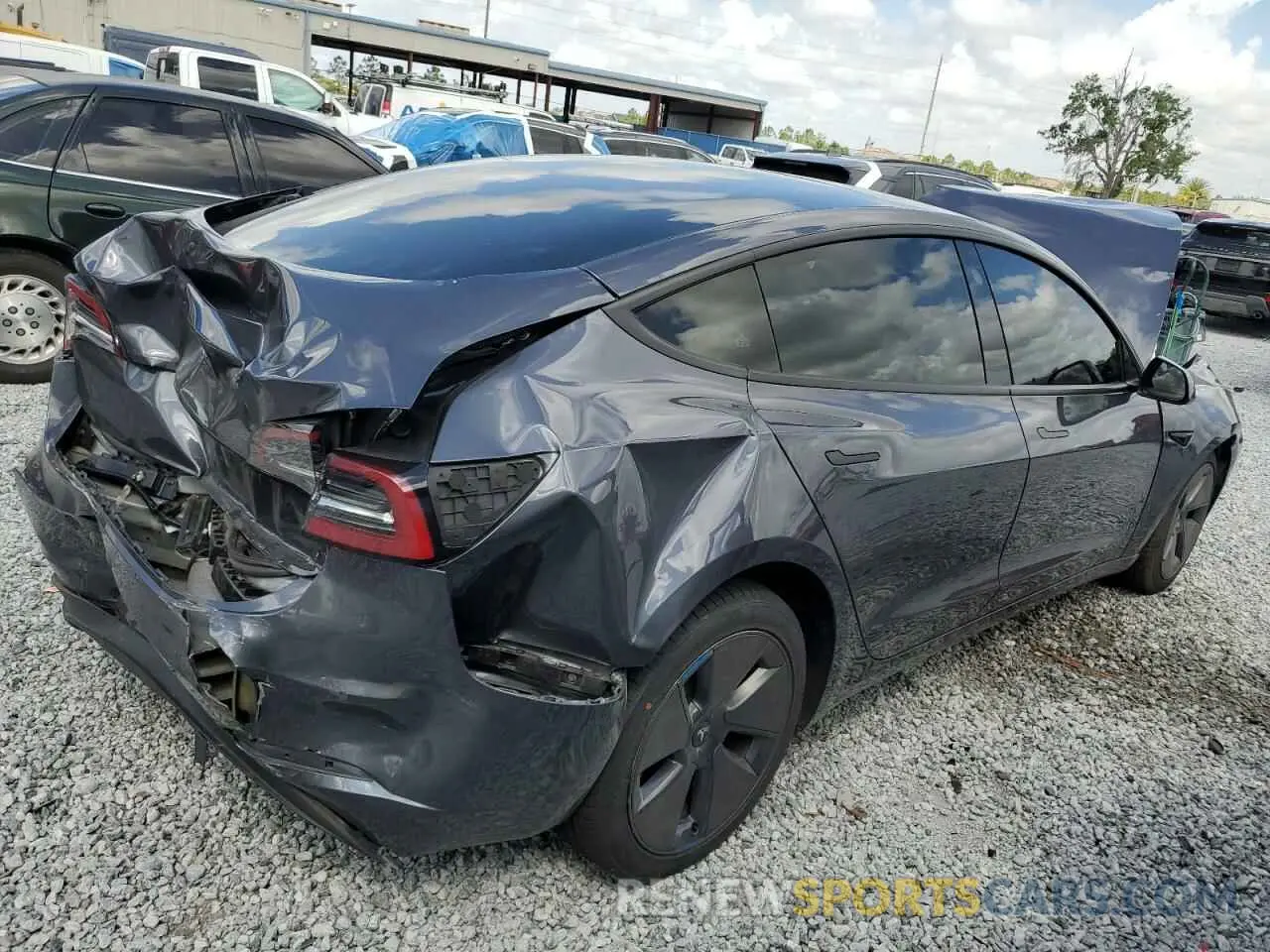 3 Фотография поврежденного автомобиля 5YJ3E1EA7PF705024 TESLA MODEL 3 2023