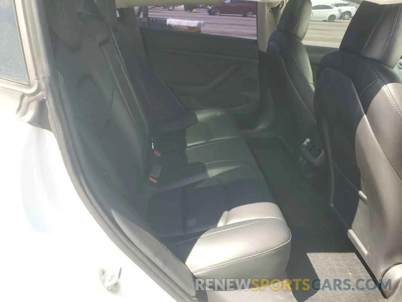 10 Photograph of a damaged car 5YJ3E1EA8PF394705 TESLA MODEL 3 2023