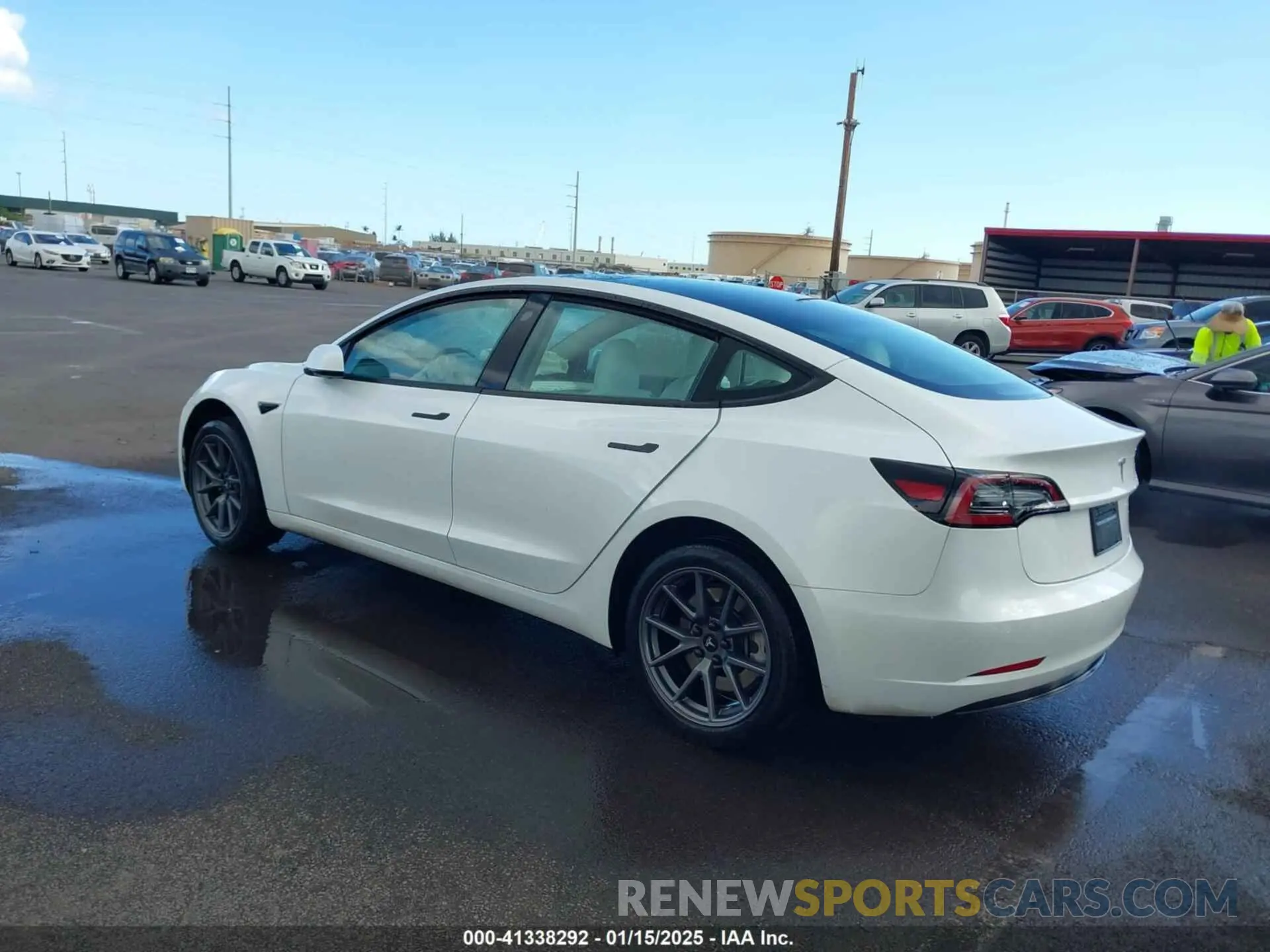 3 Photograph of a damaged car 5YJ3E1EA8PF395109 TESLA MODEL 3 2023