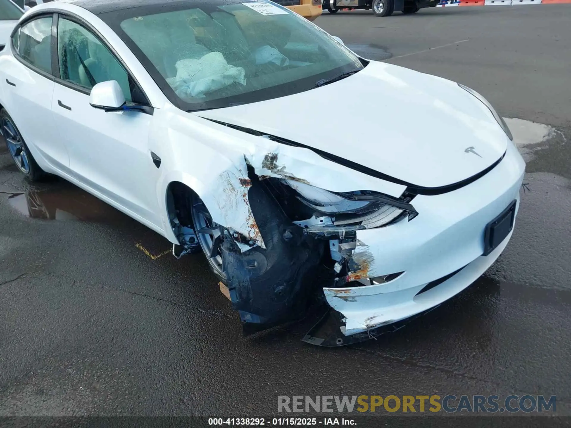 6 Photograph of a damaged car 5YJ3E1EA8PF395109 TESLA MODEL 3 2023