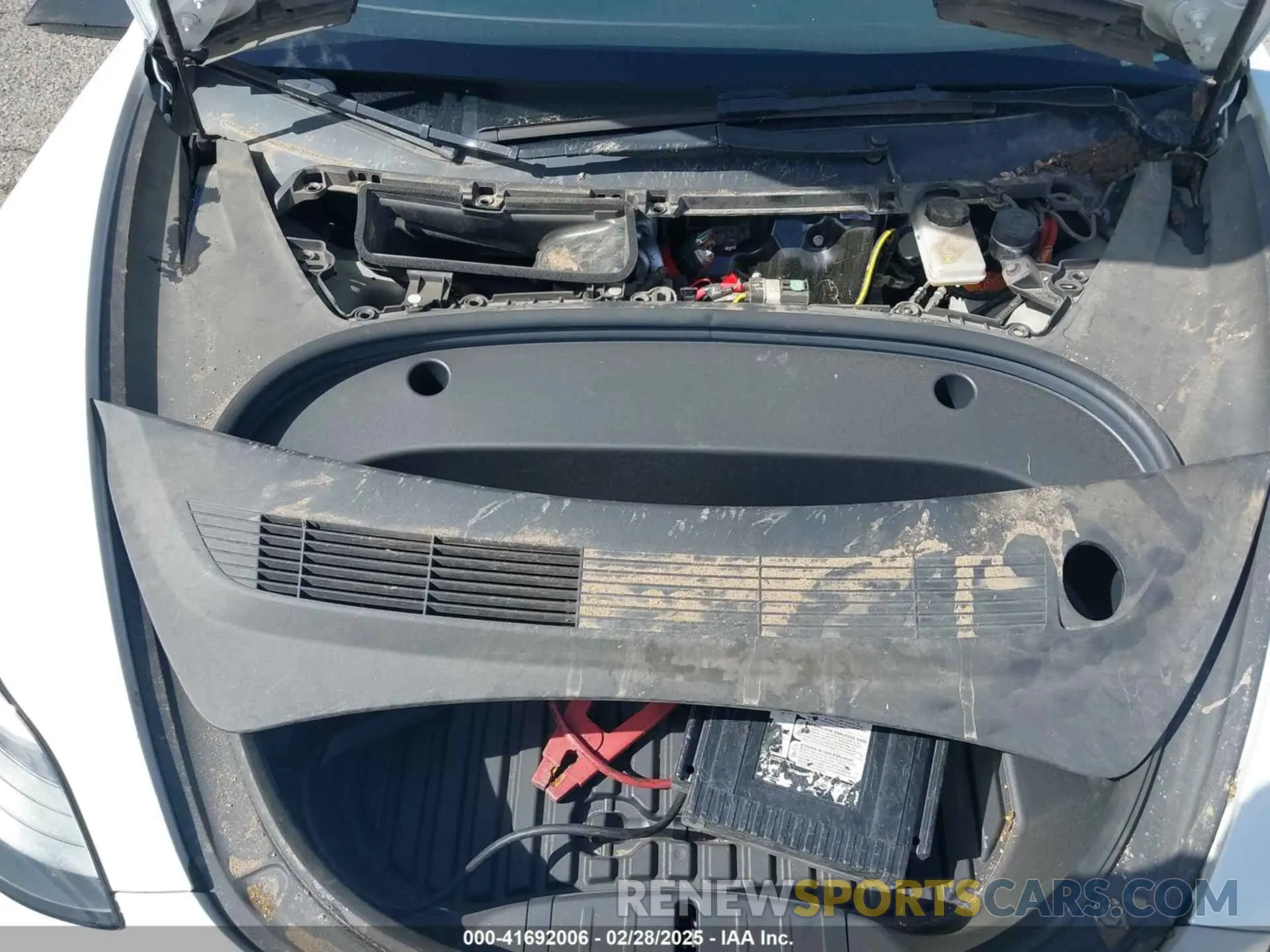 10 Photograph of a damaged car 5YJ3E1EA8PF398110 TESLA MODEL 3 2023