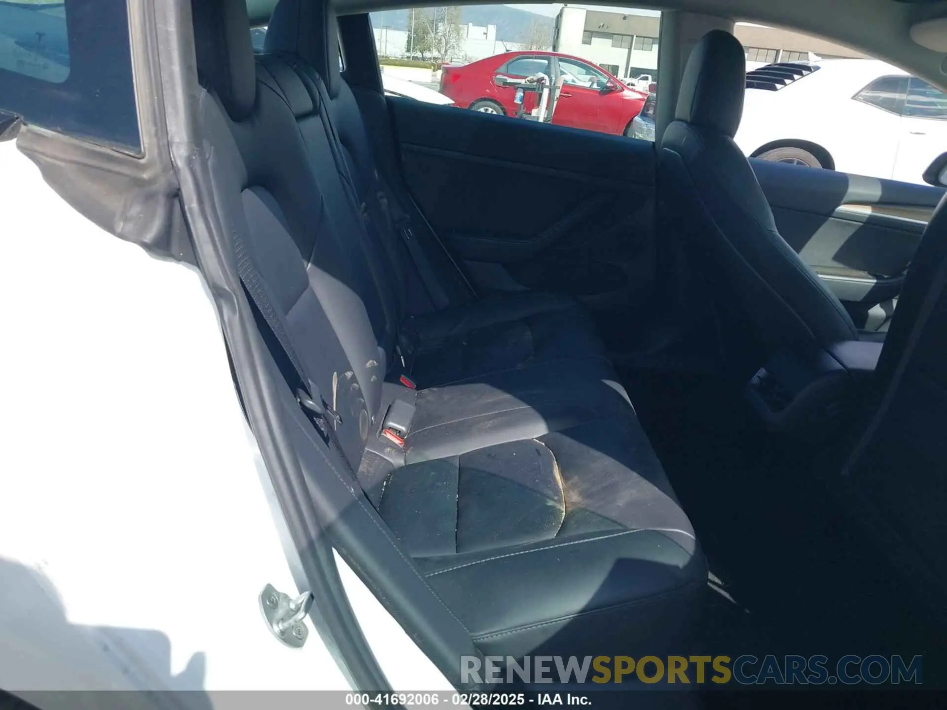 8 Photograph of a damaged car 5YJ3E1EA8PF398110 TESLA MODEL 3 2023