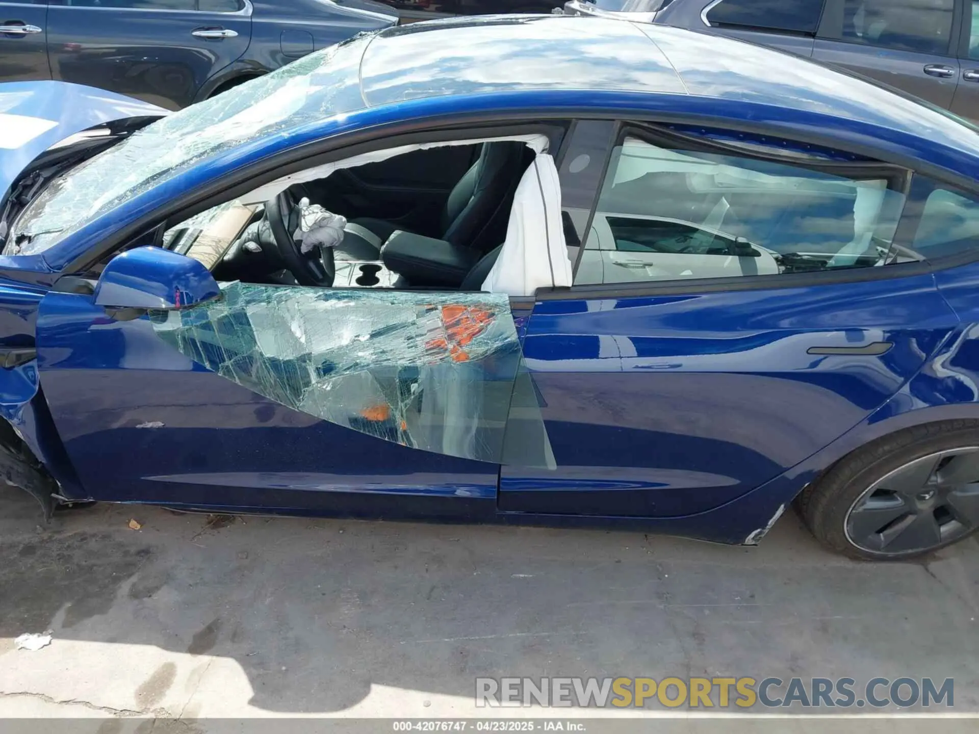 14 Фотография поврежденного автомобиля 5YJ3E1EA8PF403743 TESLA MODEL 3 2023