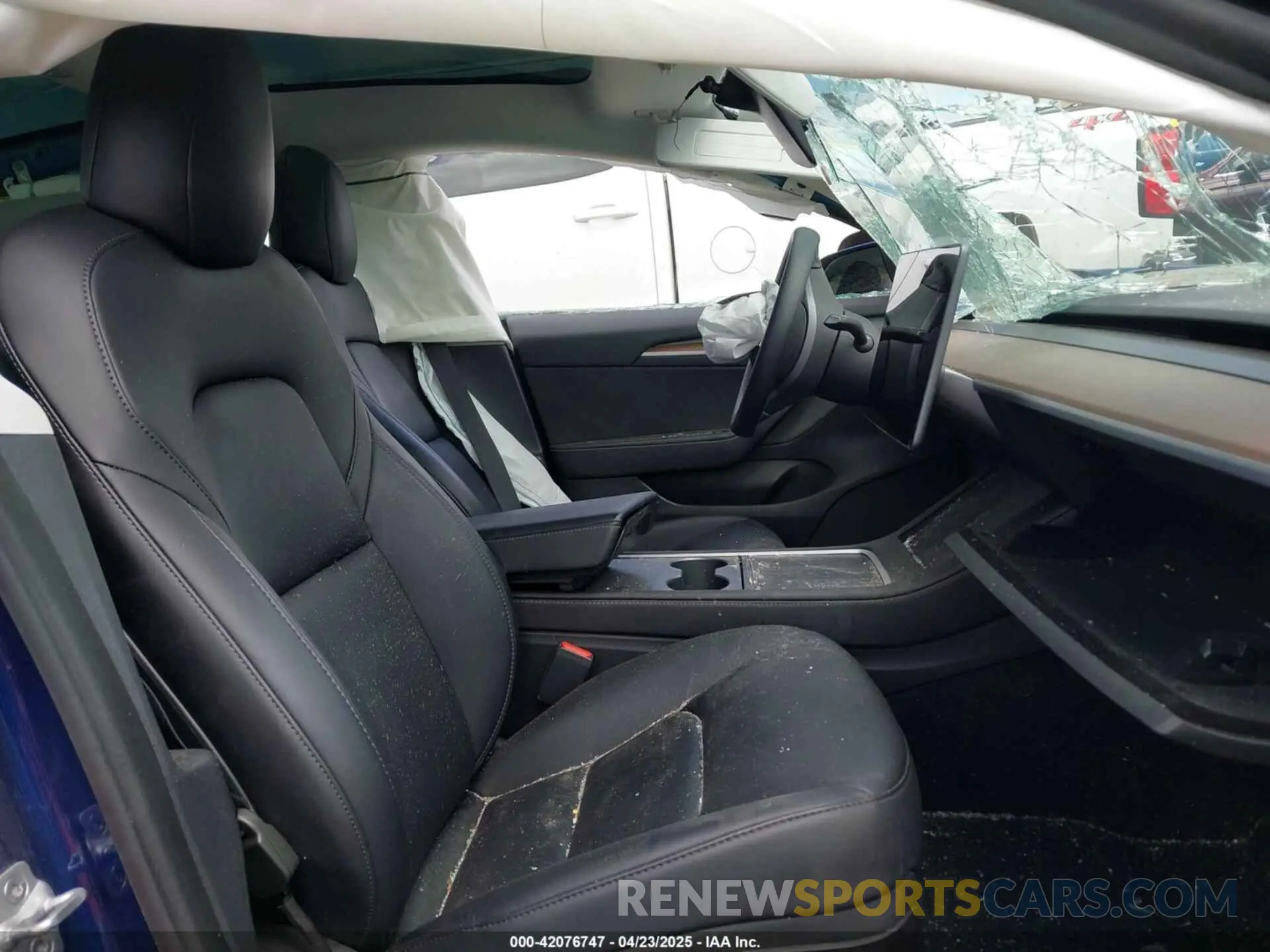 5 Фотография поврежденного автомобиля 5YJ3E1EA8PF403743 TESLA MODEL 3 2023