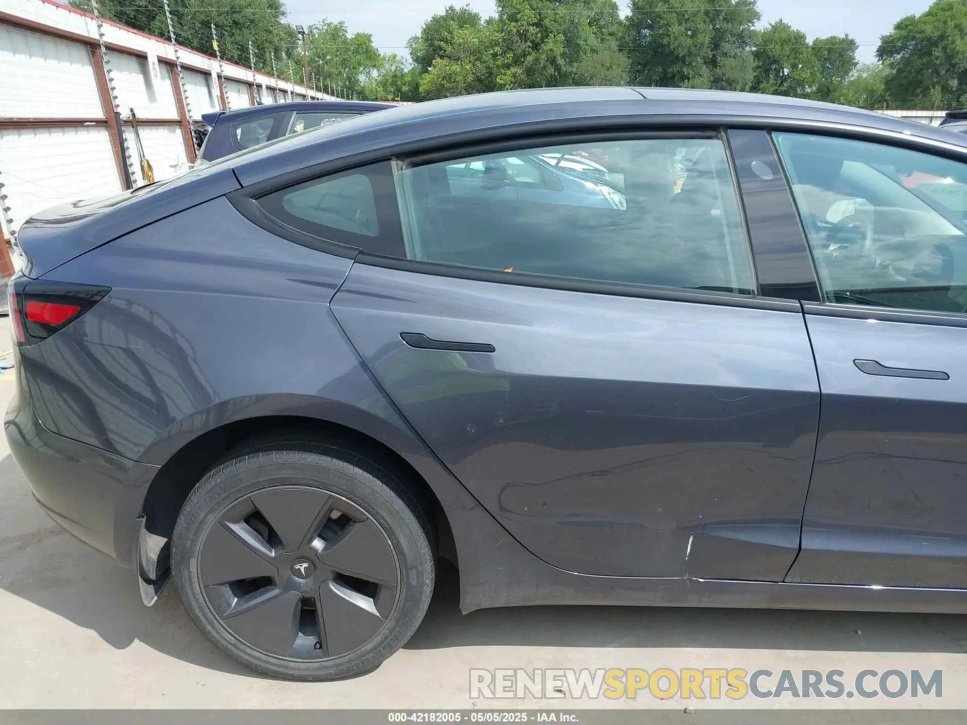 19 Фотография поврежденного автомобиля 5YJ3E1EA8PF404553 TESLA MODEL 3 2023