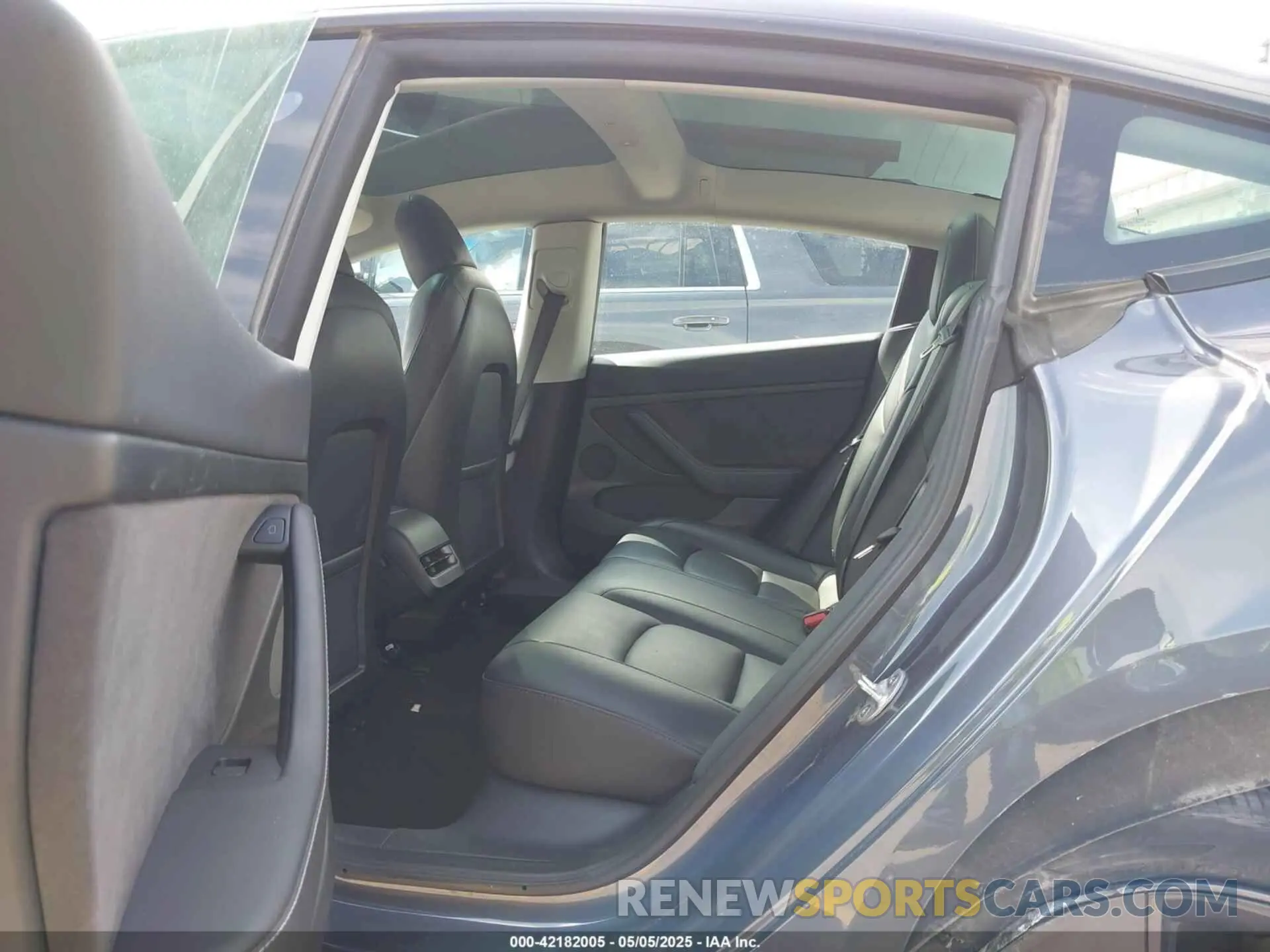 8 Фотография поврежденного автомобиля 5YJ3E1EA8PF404553 TESLA MODEL 3 2023