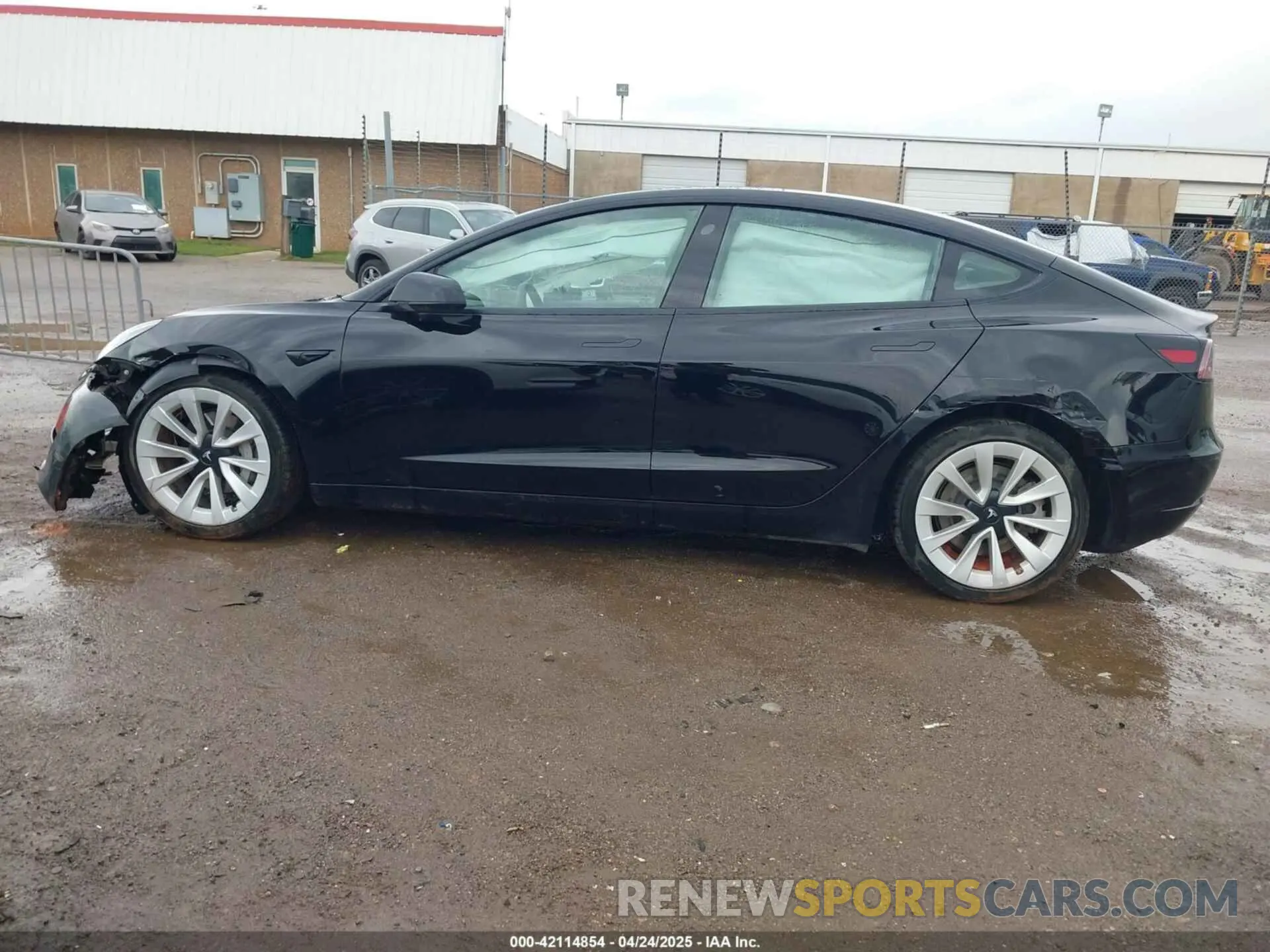 14 Фотография поврежденного автомобиля 5YJ3E1EA8PF435365 TESLA MODEL 3 2023