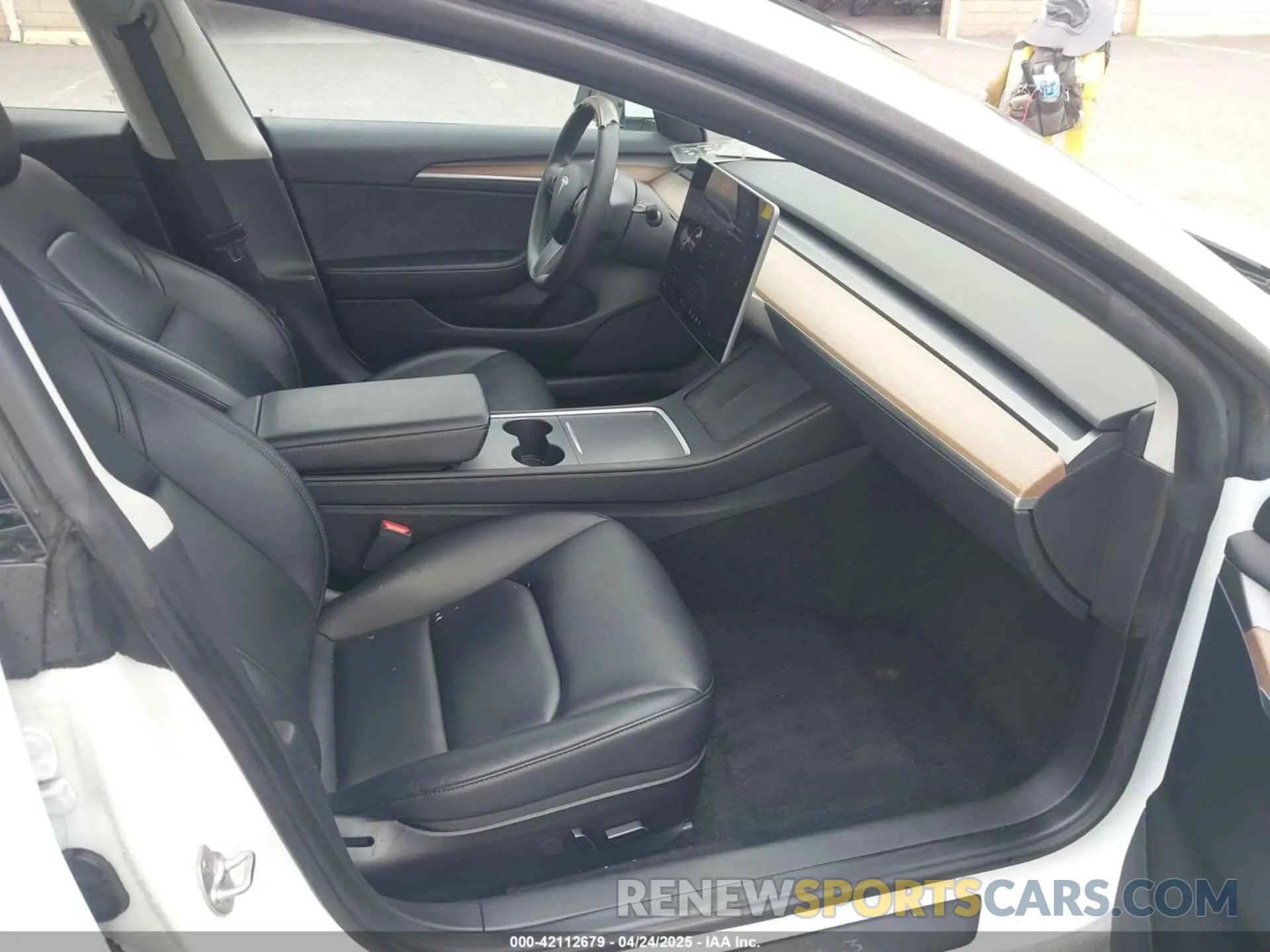 5 Фотография поврежденного автомобиля 5YJ3E1EA8PF437584 TESLA MODEL 3 2023