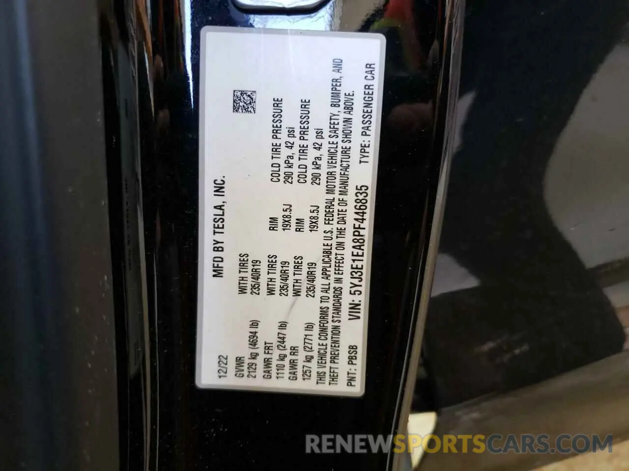 14 Photograph of a damaged car 5YJ3E1EA8PF446835 TESLA MODEL 3 2023