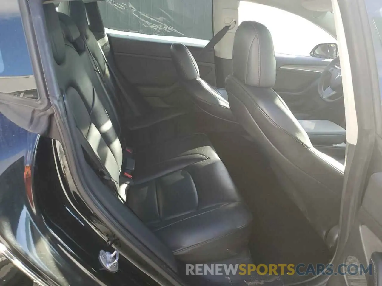 10 Photograph of a damaged car 5YJ3E1EA8PF453400 TESLA MODEL 3 2023