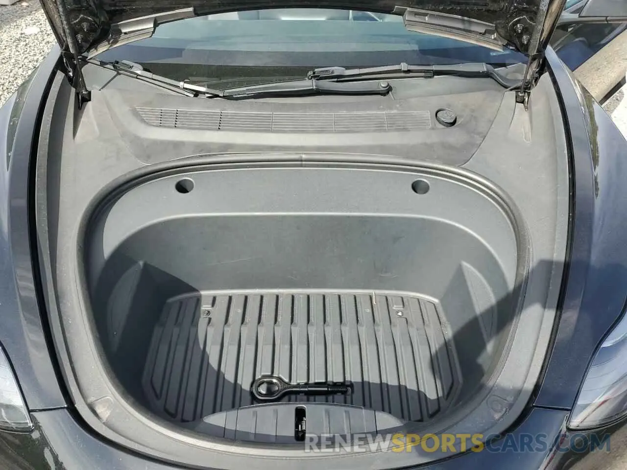 11 Photograph of a damaged car 5YJ3E1EA8PF455048 TESLA MODEL 3 2023