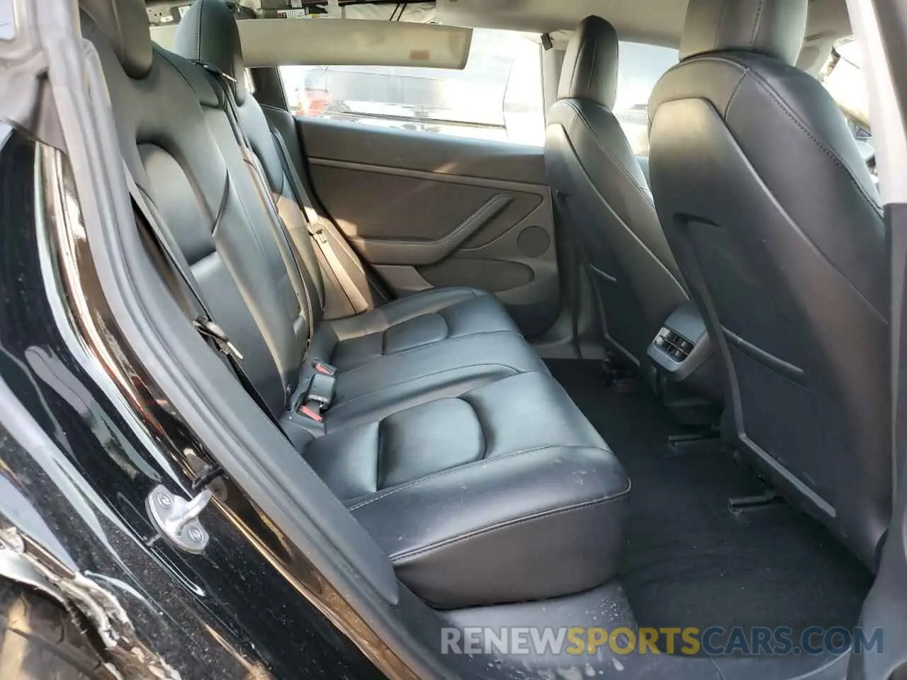 10 Фотография поврежденного автомобиля 5YJ3E1EA8PF460363 TESLA MODEL 3 2023