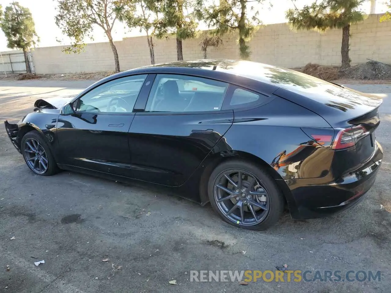 2 Фотография поврежденного автомобиля 5YJ3E1EA8PF460363 TESLA MODEL 3 2023