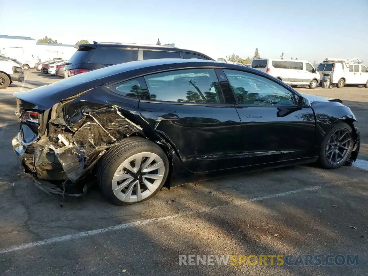 3 Фотография поврежденного автомобиля 5YJ3E1EA8PF460363 TESLA MODEL 3 2023