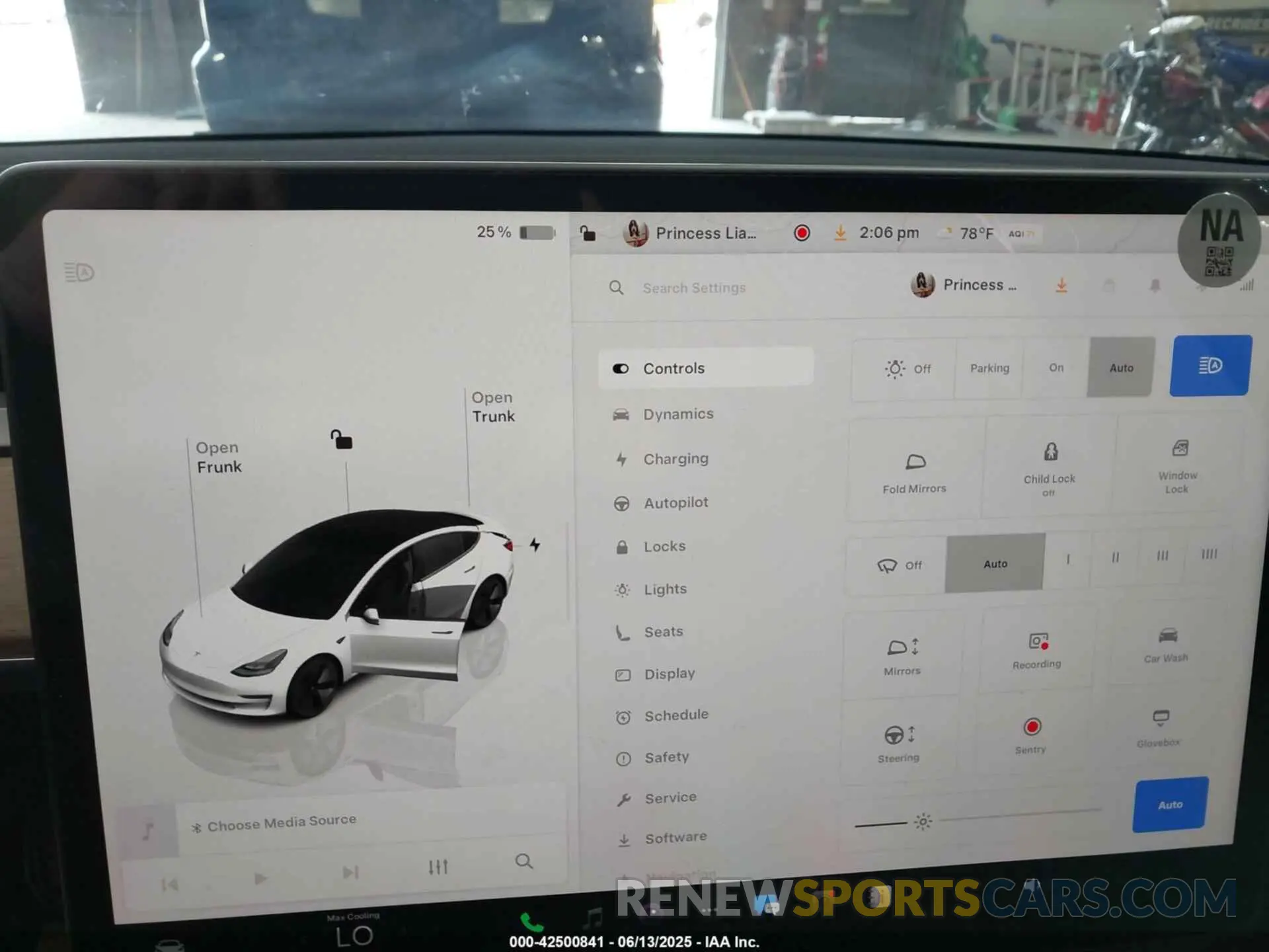 17 Фотография поврежденного автомобиля 5YJ3E1EA8PF501350 TESLA MODEL 3 2023