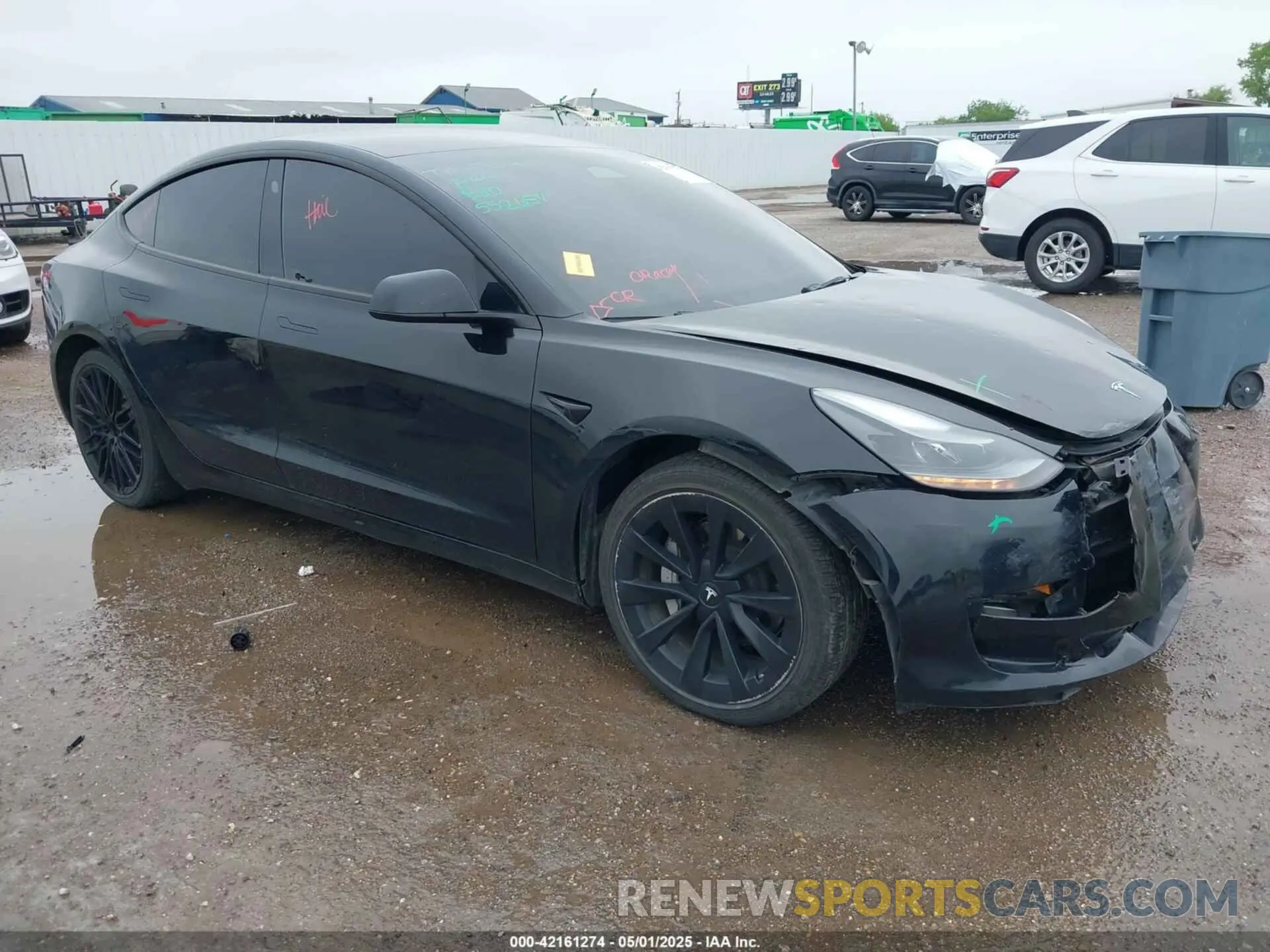 1 Photograph of a damaged car 5YJ3E1EA8PF552654 TESLA MODEL 3 2023