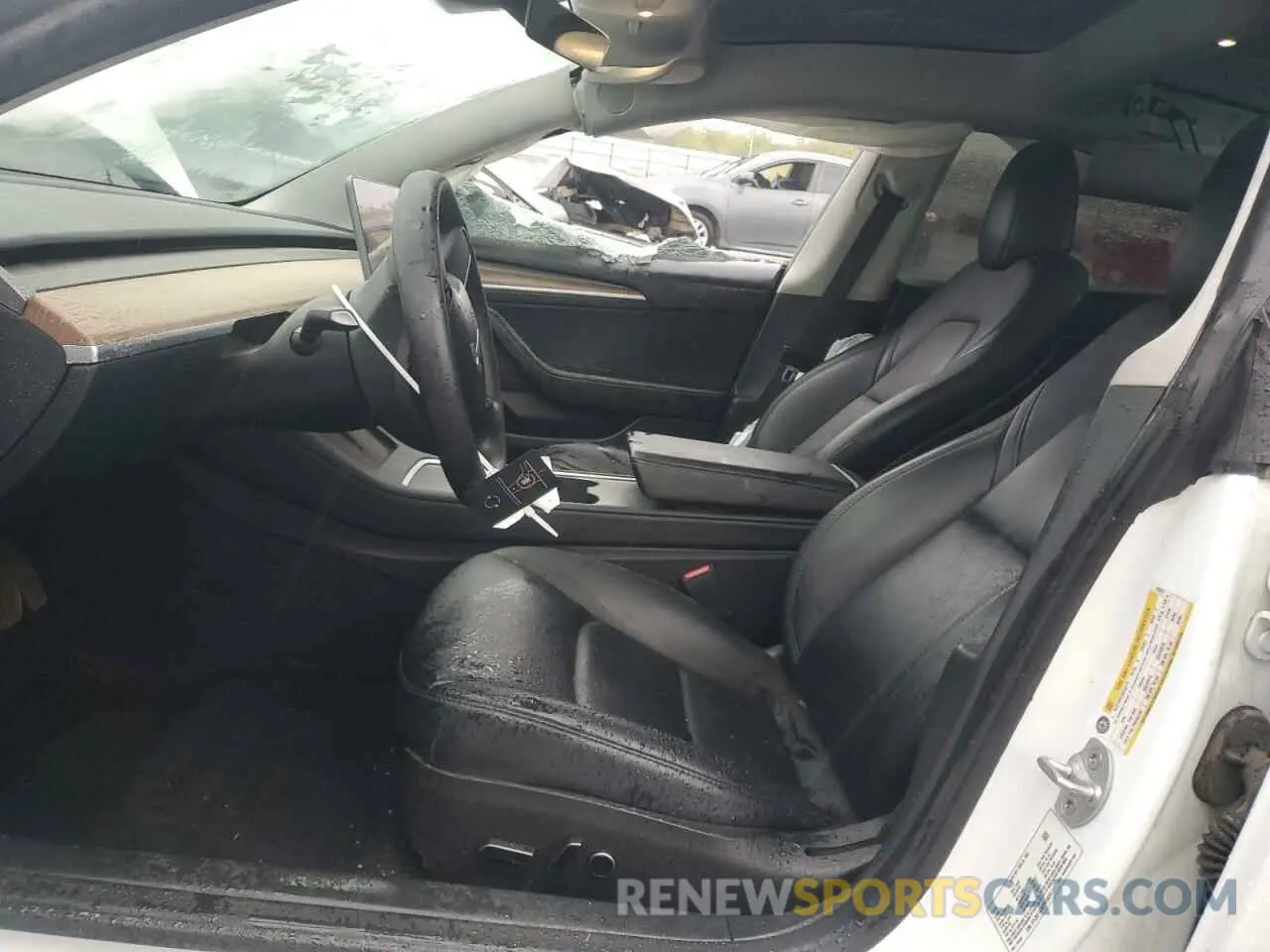 7 Photograph of a damaged car 5YJ3E1EA8PF562617 TESLA MODEL 3 2023
