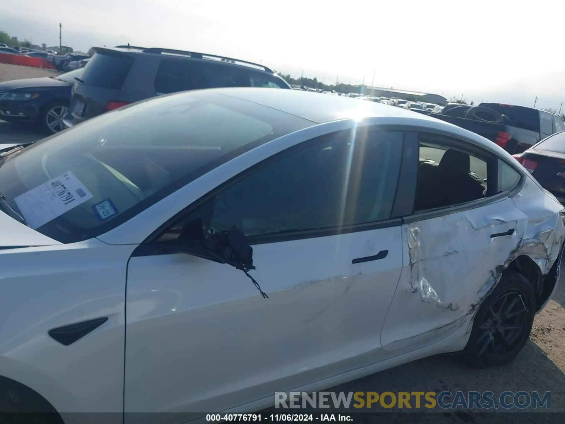 13 Фотография поврежденного автомобиля 5YJ3E1EA8PF570278 TESLA MODEL 3 2023
