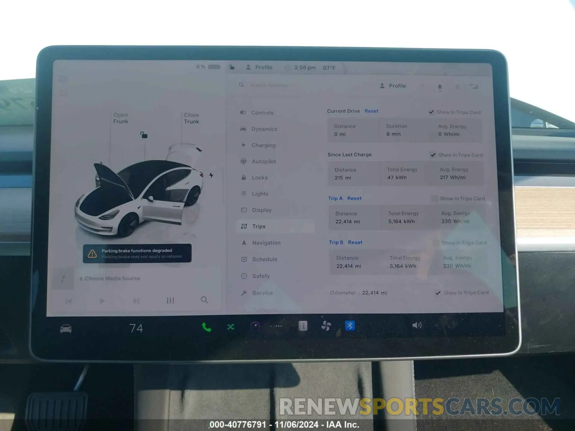 17 Фотография поврежденного автомобиля 5YJ3E1EA8PF570278 TESLA MODEL 3 2023