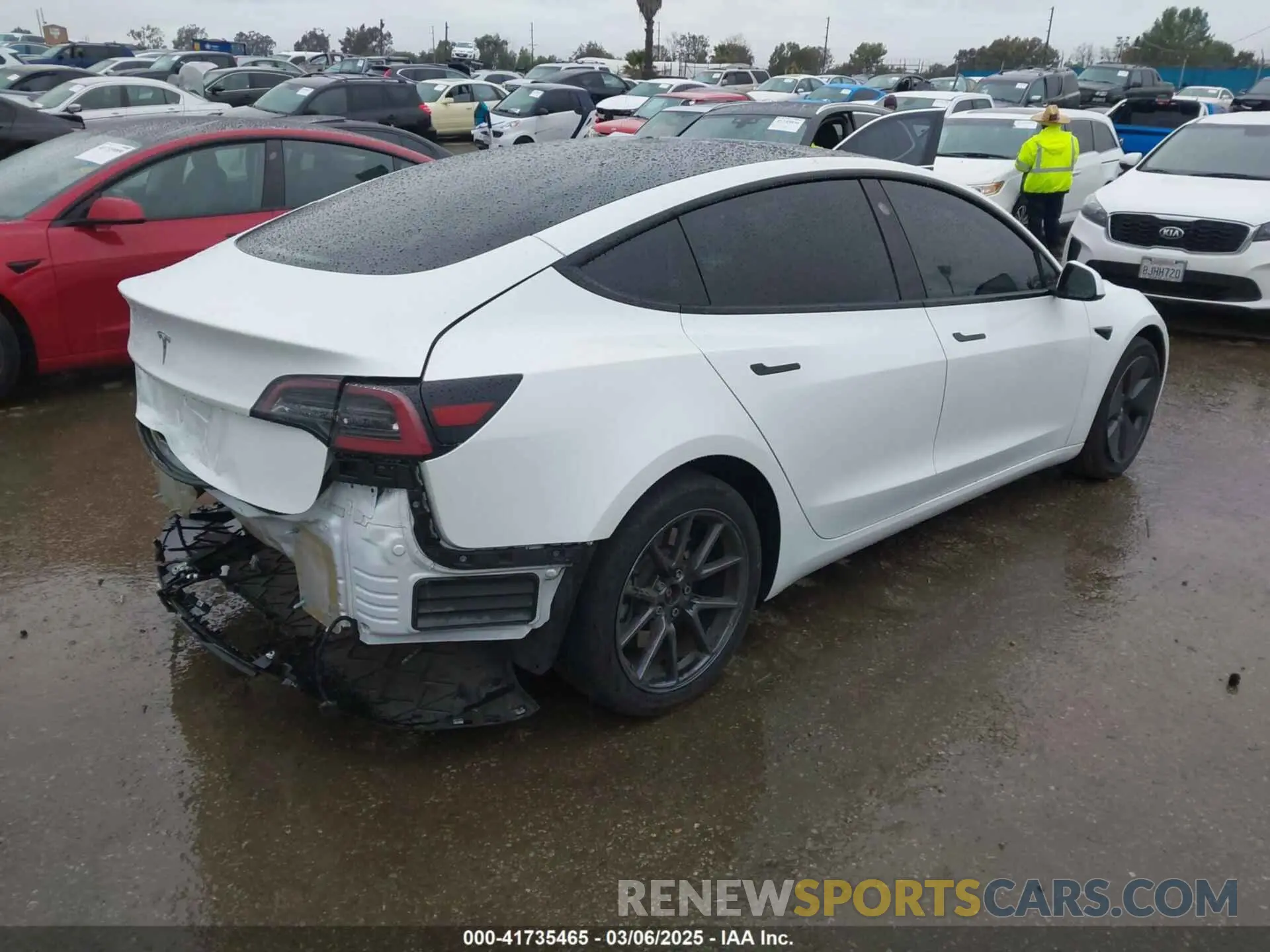 4 Фотография поврежденного автомобиля 5YJ3E1EA8PF578199 TESLA MODEL 3 2023