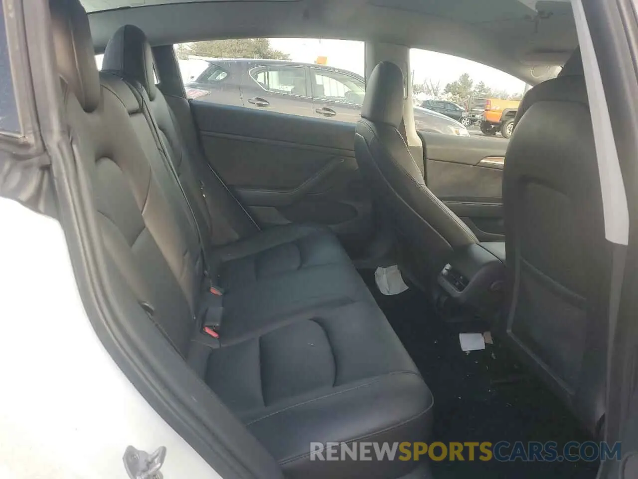 10 Photograph of a damaged car 5YJ3E1EA8PF600458 TESLA MODEL 3 2023