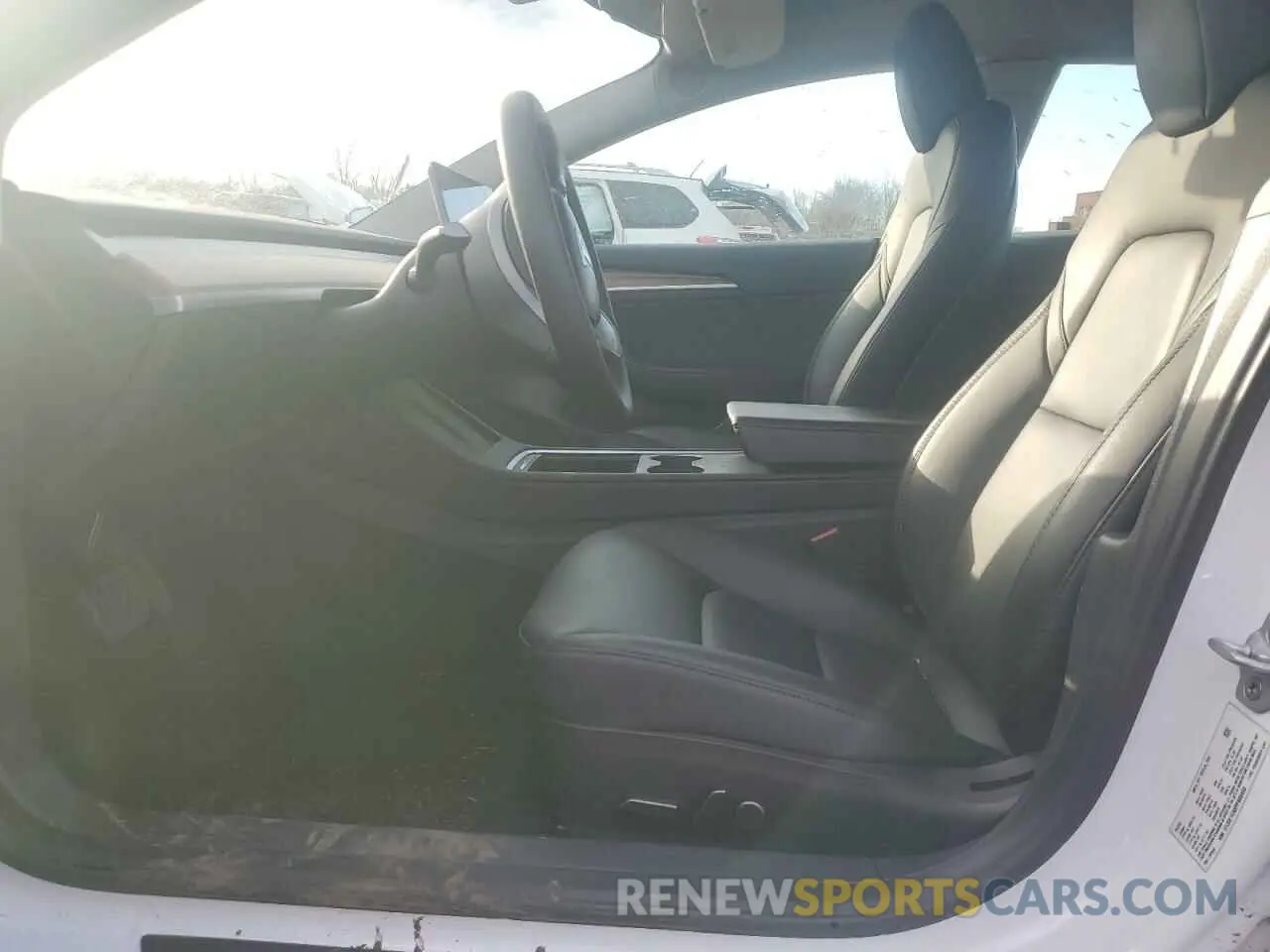 7 Photograph of a damaged car 5YJ3E1EA8PF600458 TESLA MODEL 3 2023
