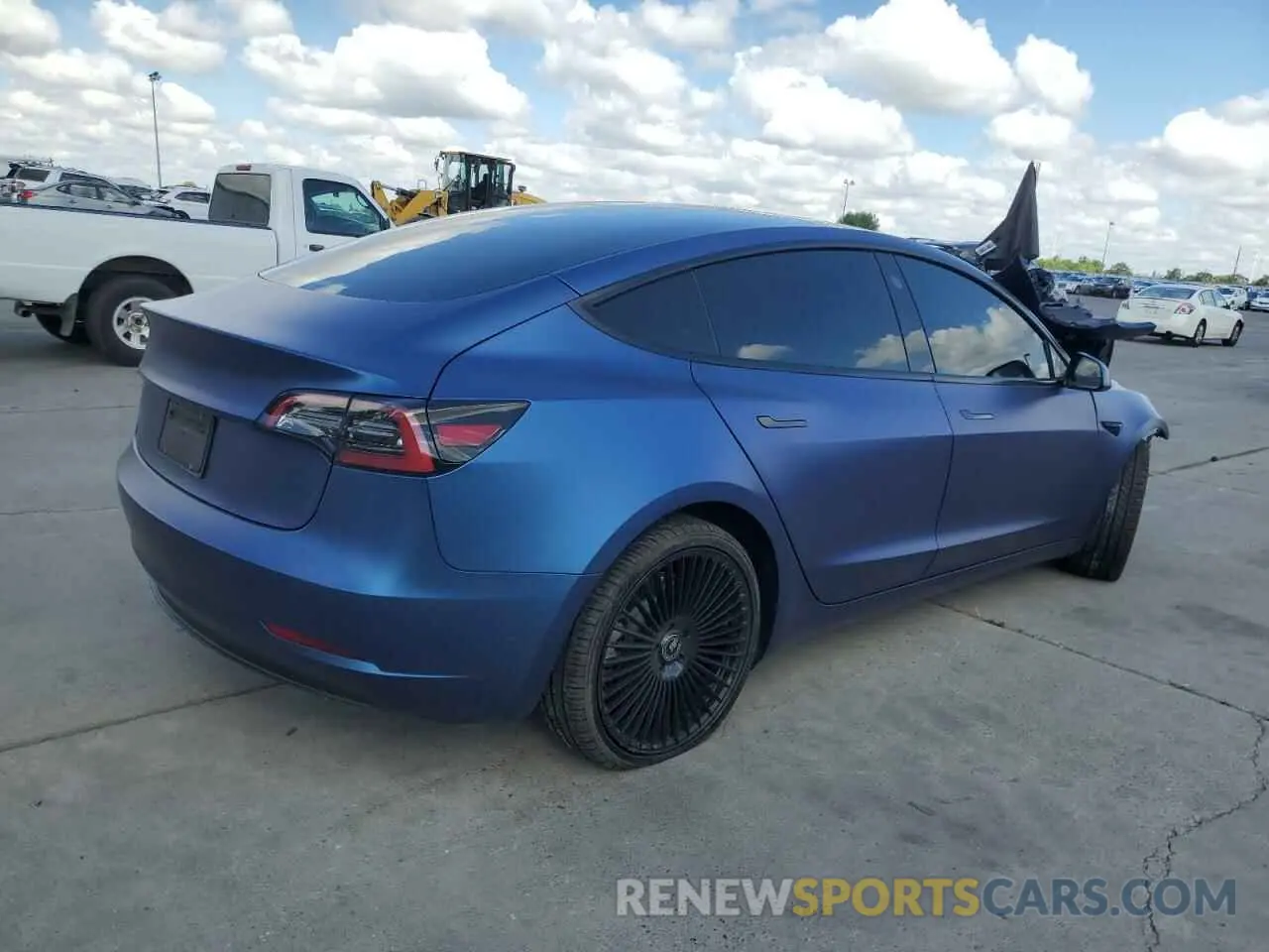 3 Фотография поврежденного автомобиля 5YJ3E1EA8PF626090 TESLA MODEL 3 2023